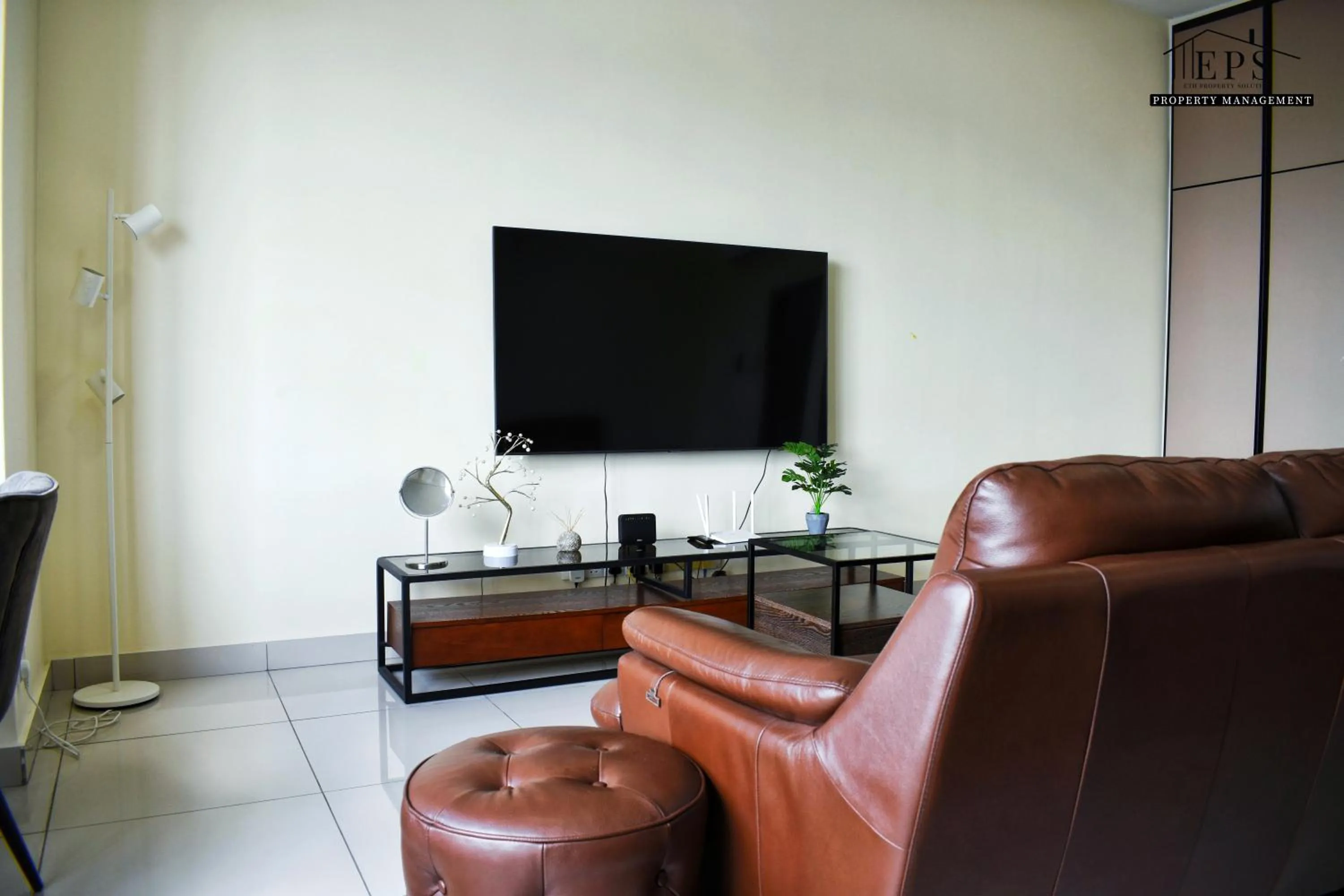 Damen Subang by Widebed