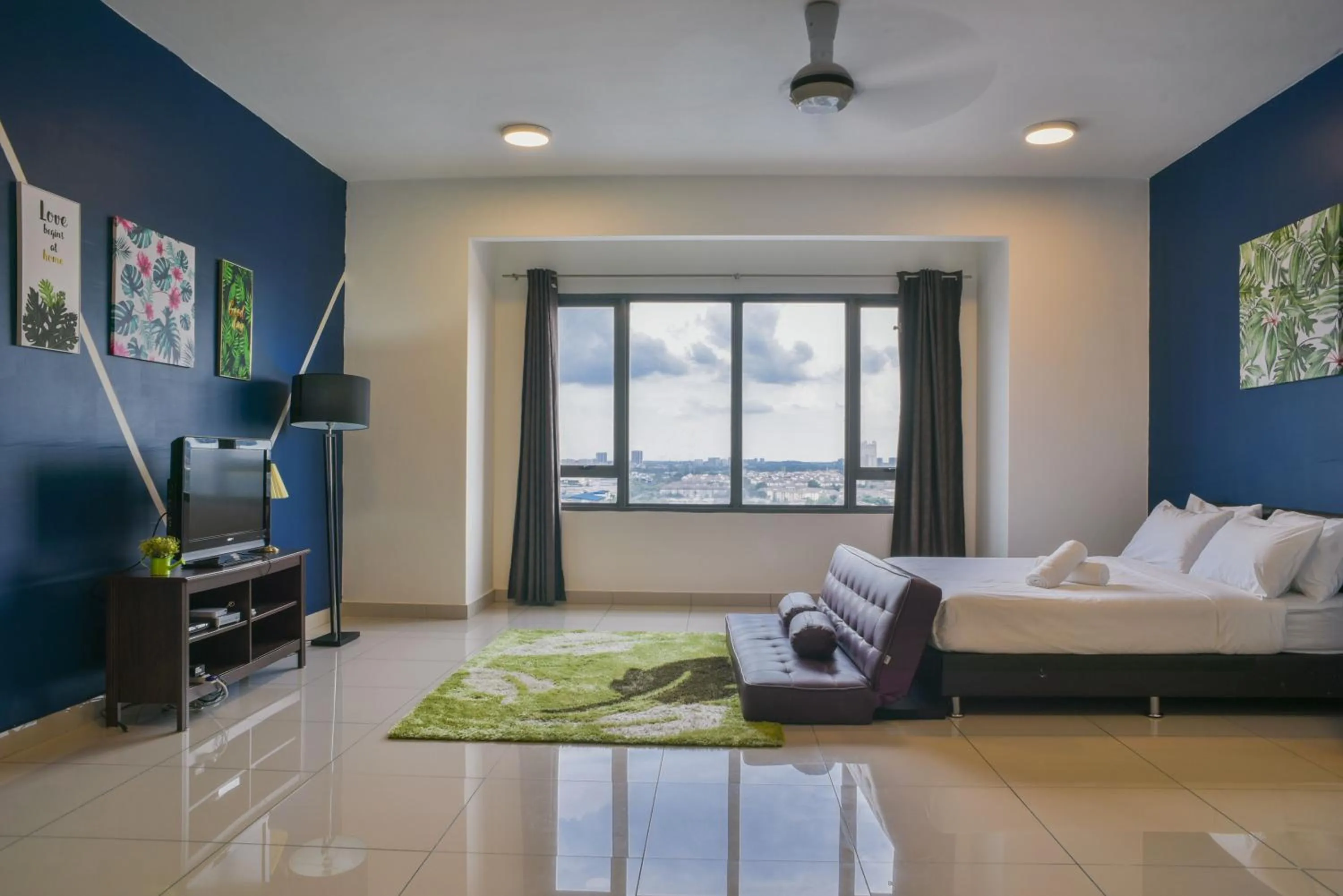 Damen Subang by Widebed