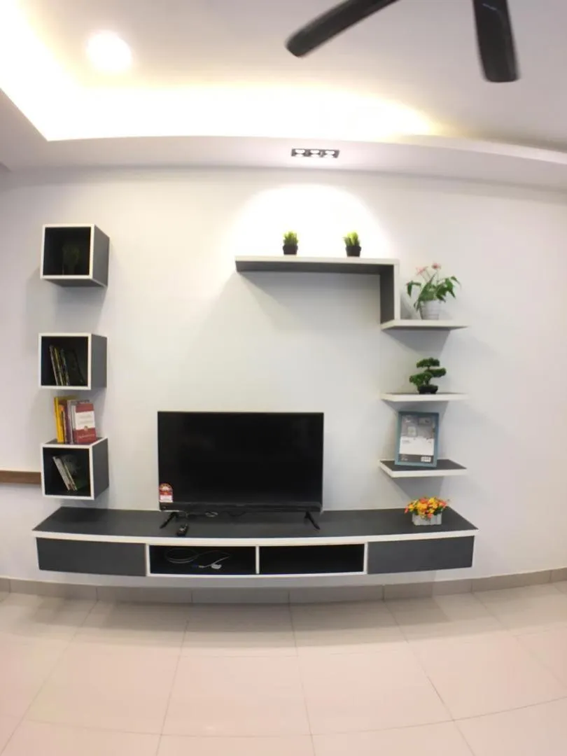 Damen Subang by Widebed