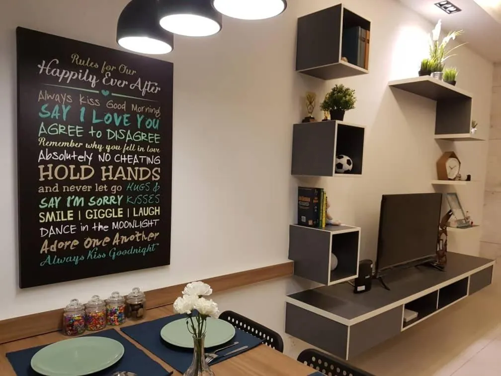 Damen Subang by Widebed