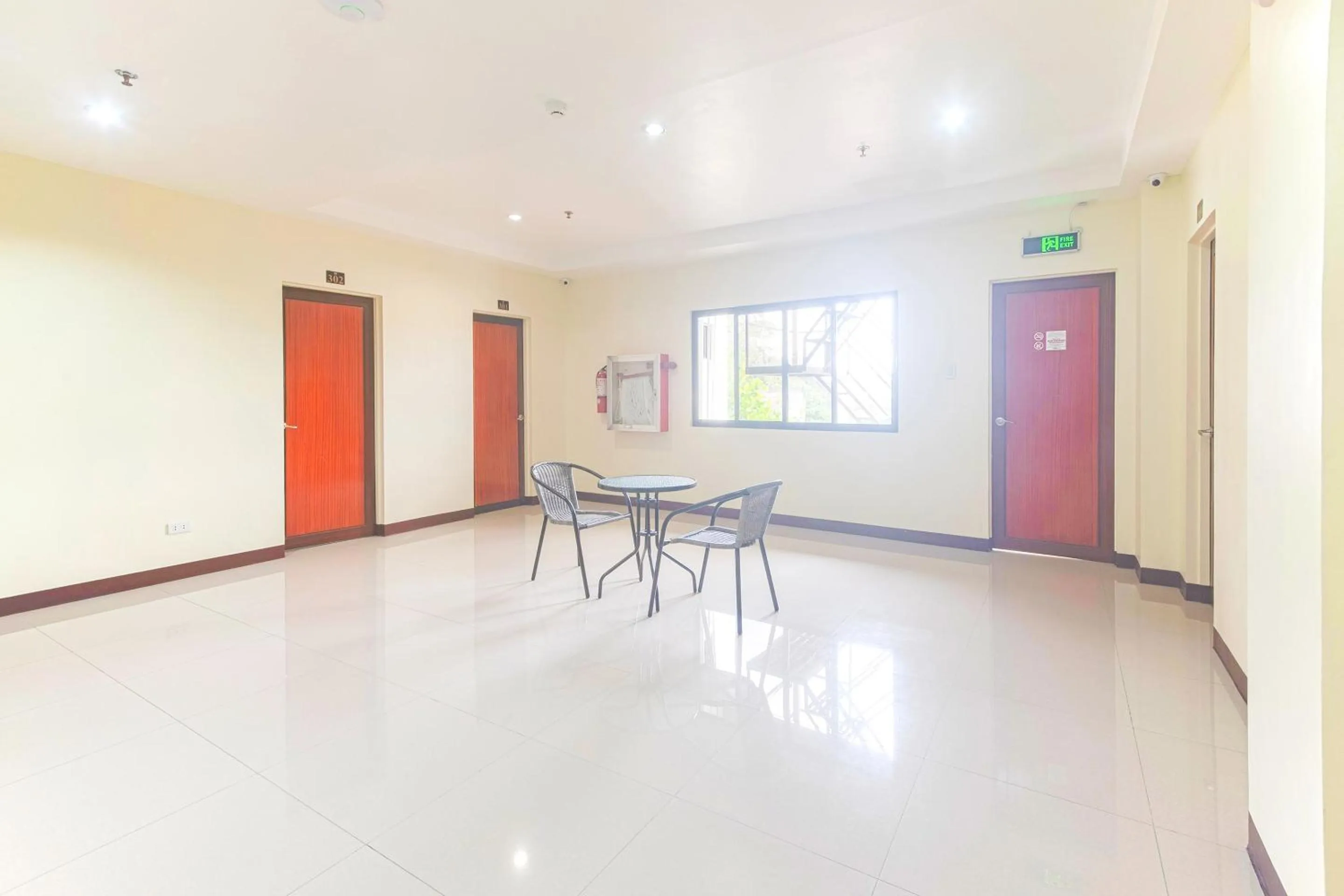 Lobby or reception in OYO 567 Blue Horizon Hostel