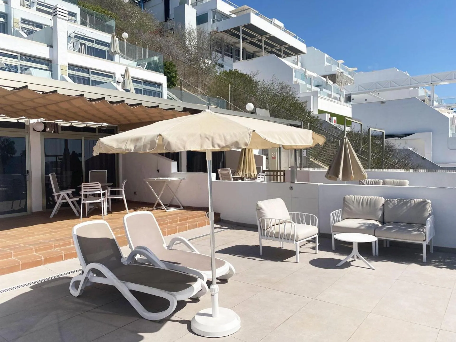 Photo of the whole room in Servatur Altamar