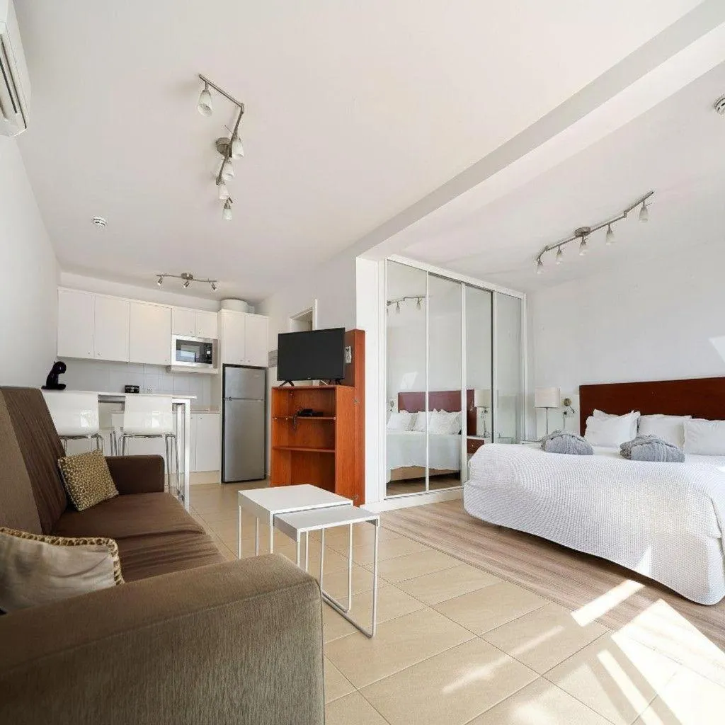 Photo of the whole room, Bed in Servatur Altamar