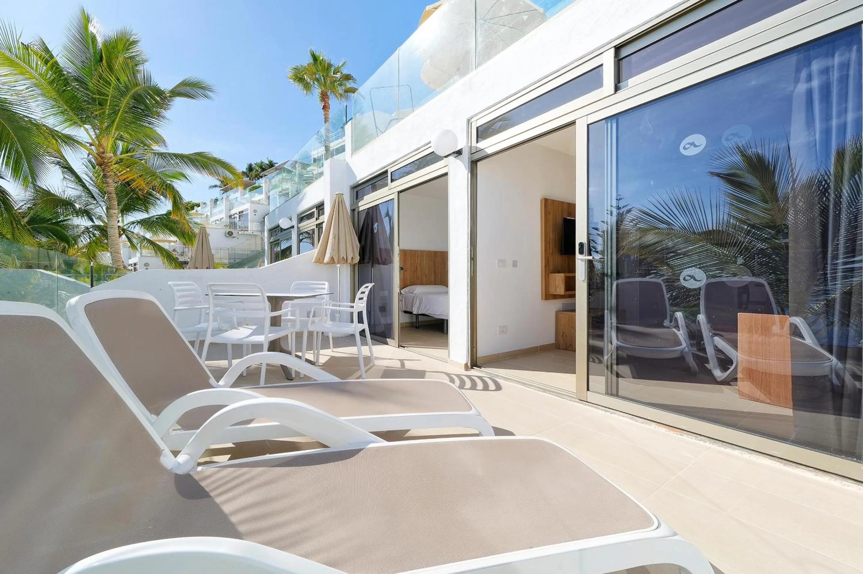 Photo of the whole room in Servatur Altamar