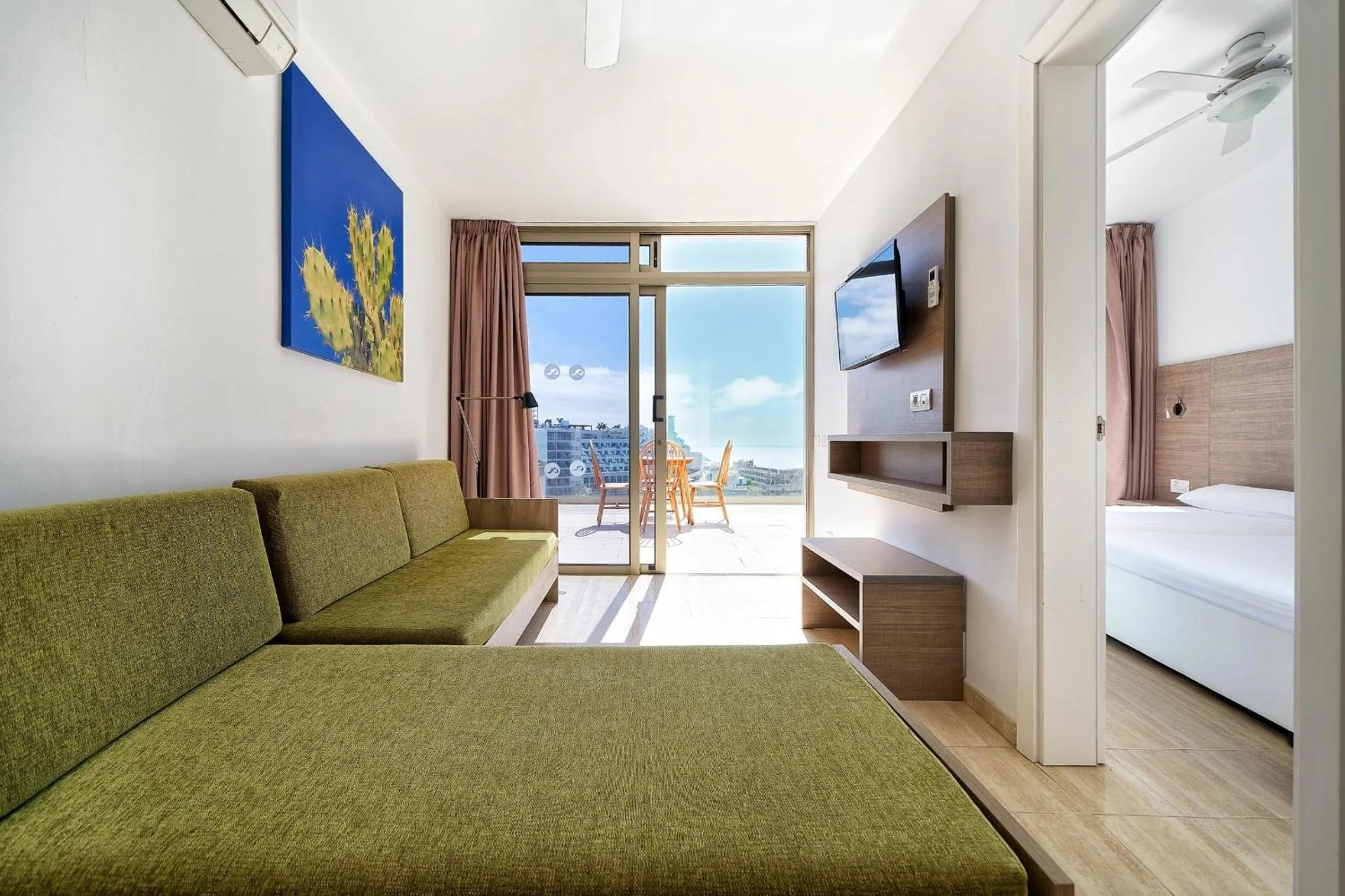 Photo of the whole room, Bed in Servatur Altamar