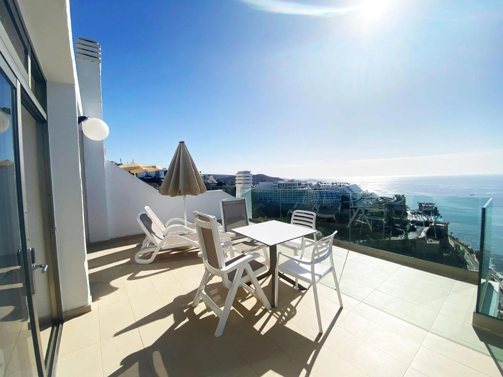 Photo of the whole room in Servatur Altamar