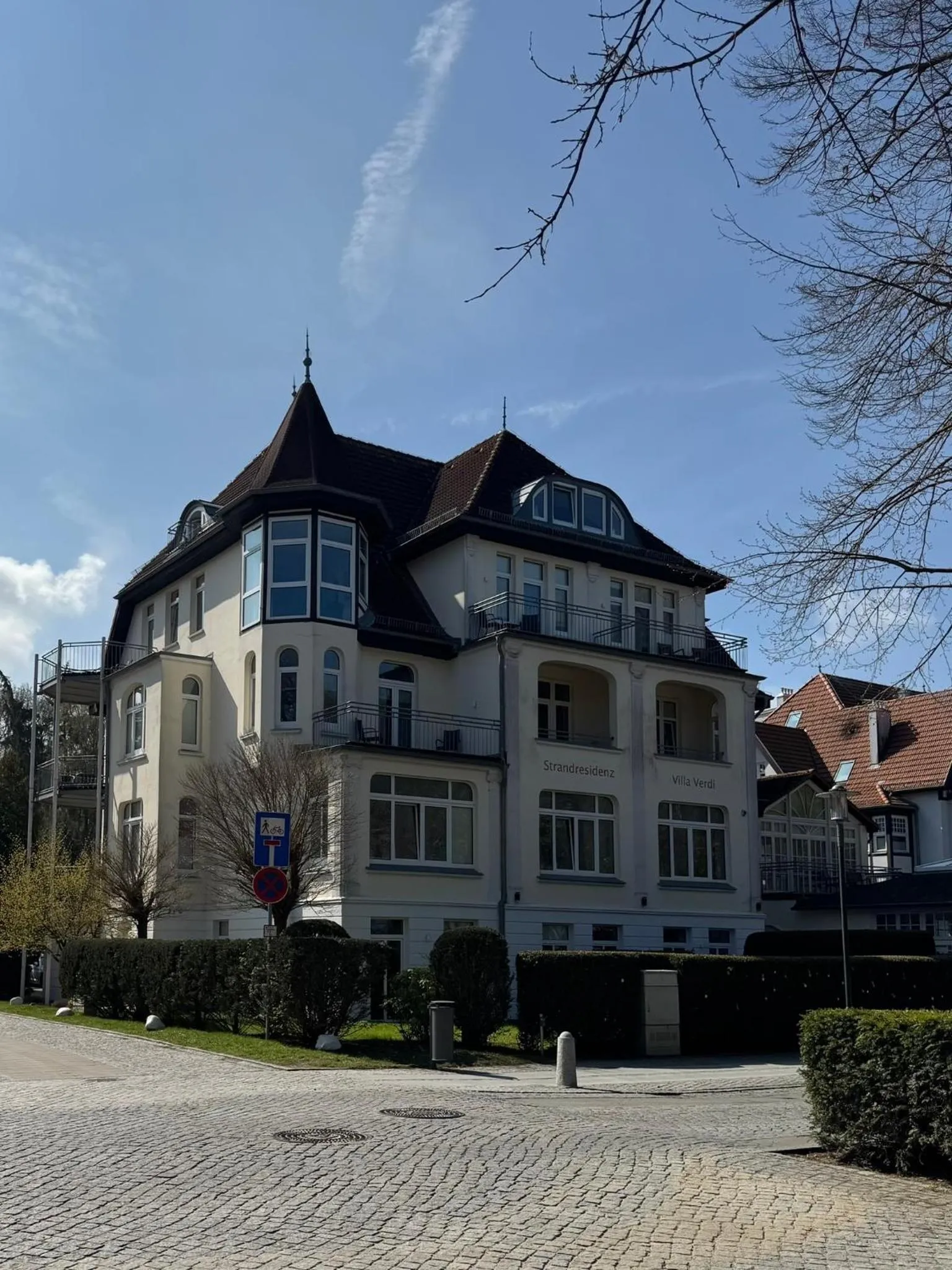 Property building in Strandresidenz Villa Verdi