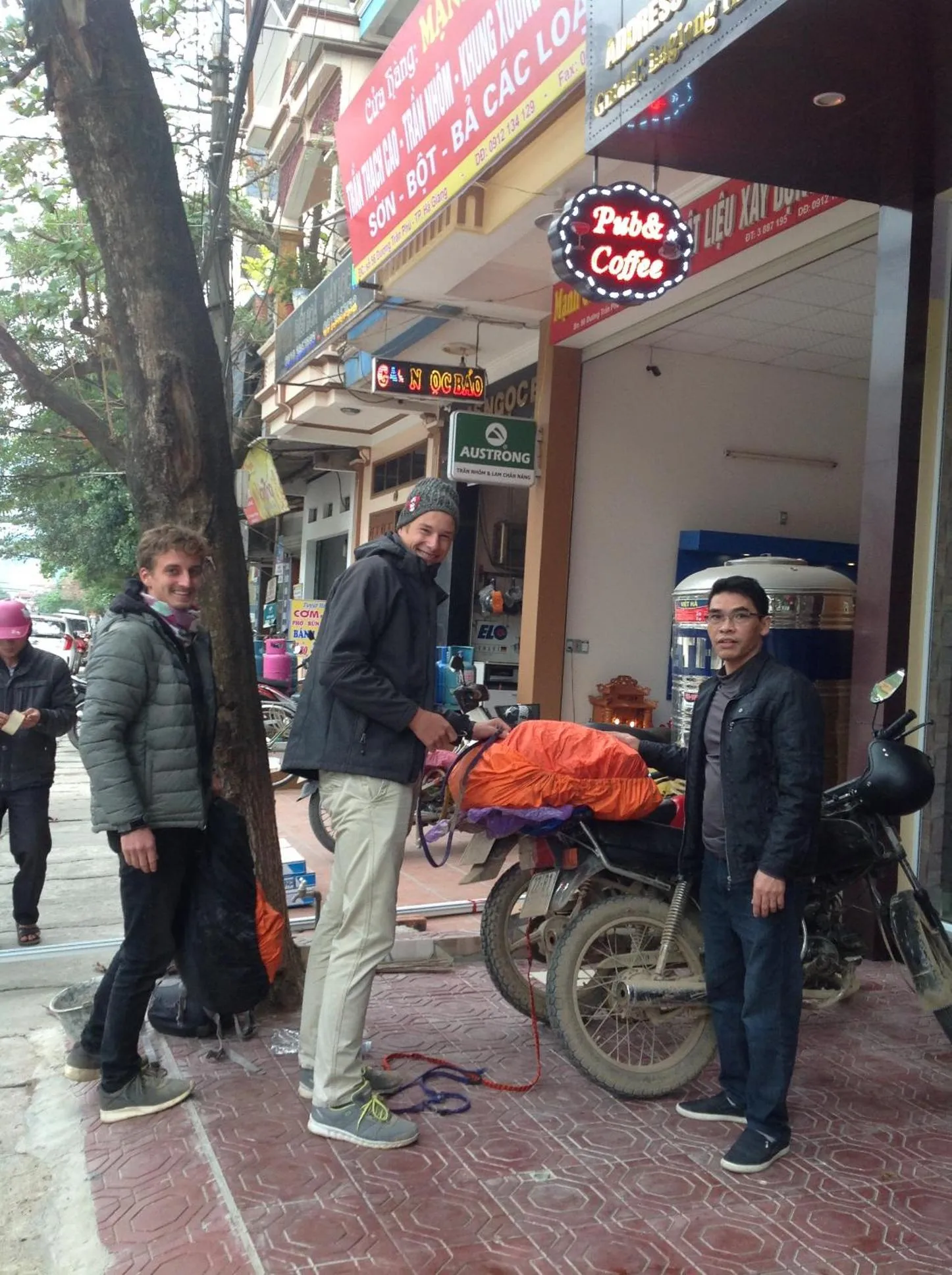 Ha Giang 1 Hostel and Loop Tour