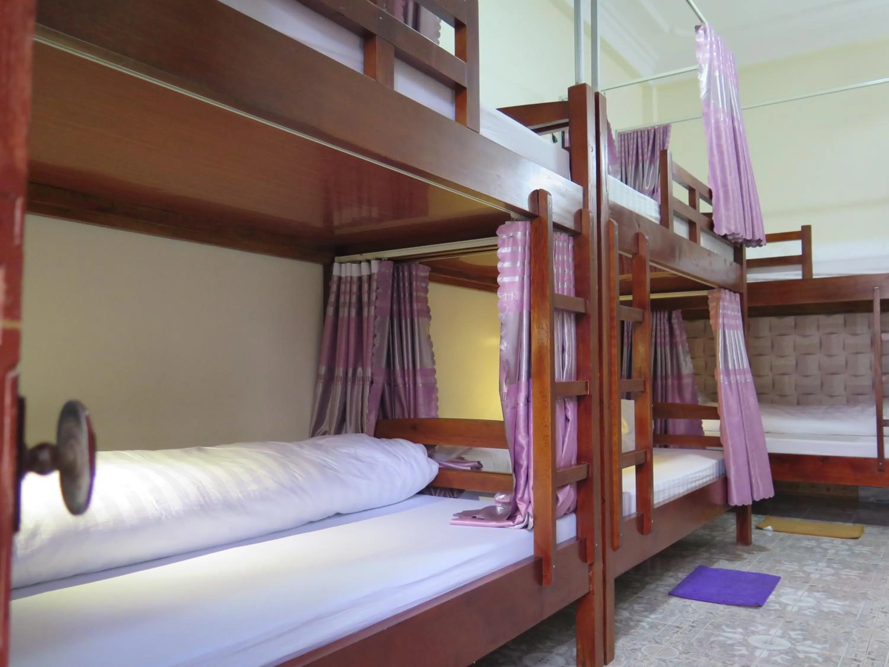 Bed in Ha Giang 1 Hostel and Loop Tour