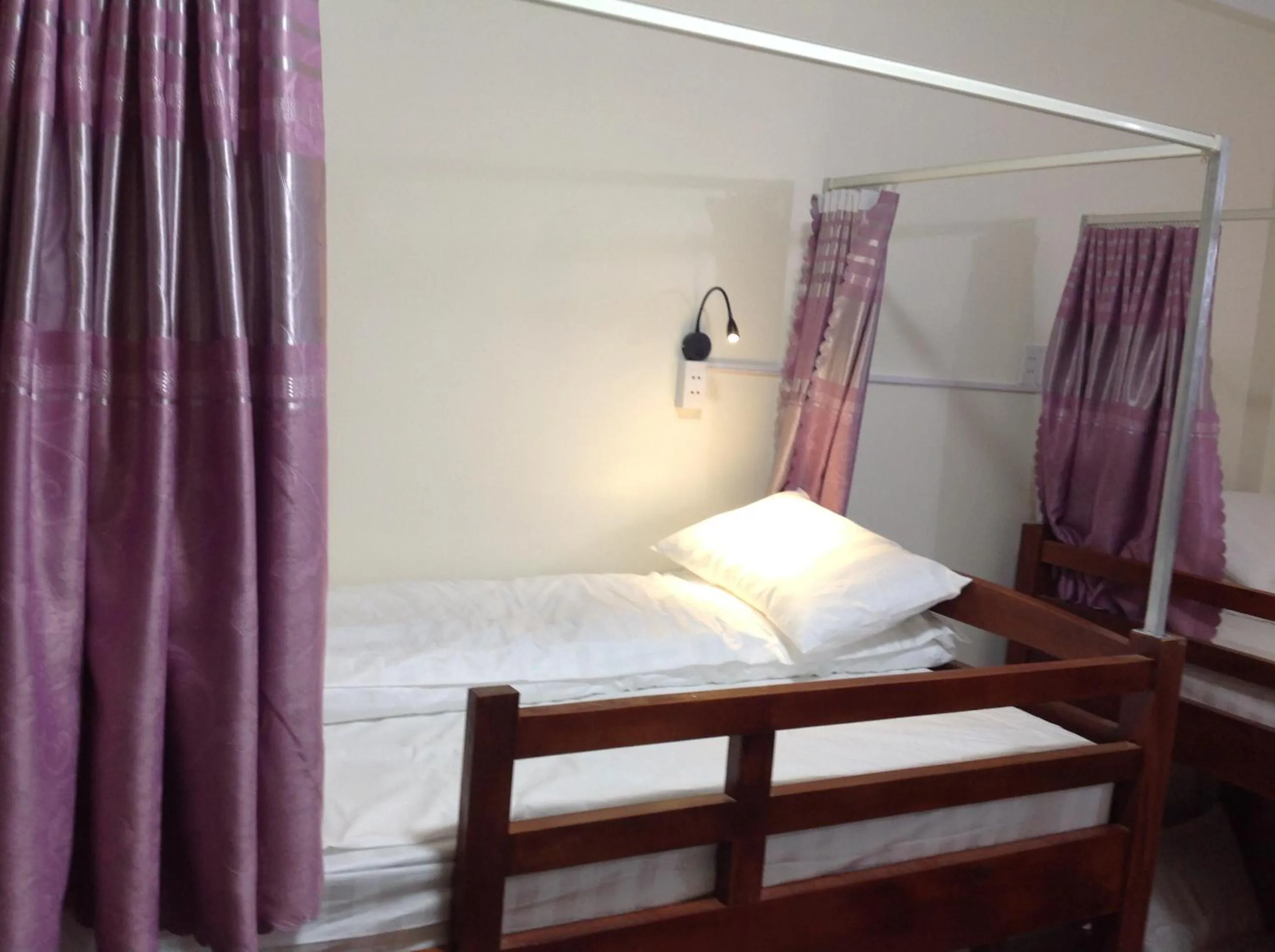 Bed in Ha Giang 1 Hostel and Loop Tour