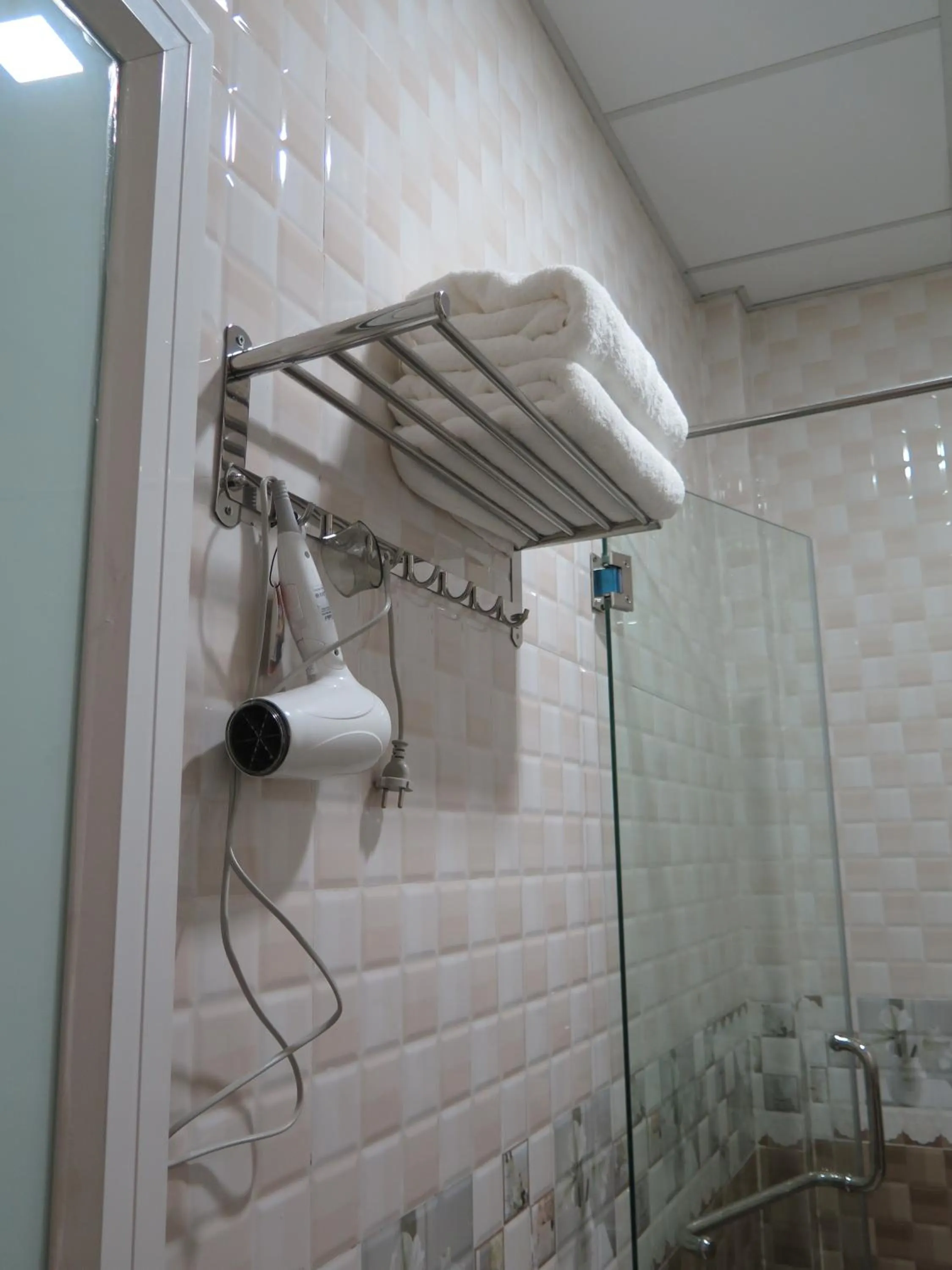 Ha Giang 1 Hostel and Loop Tour