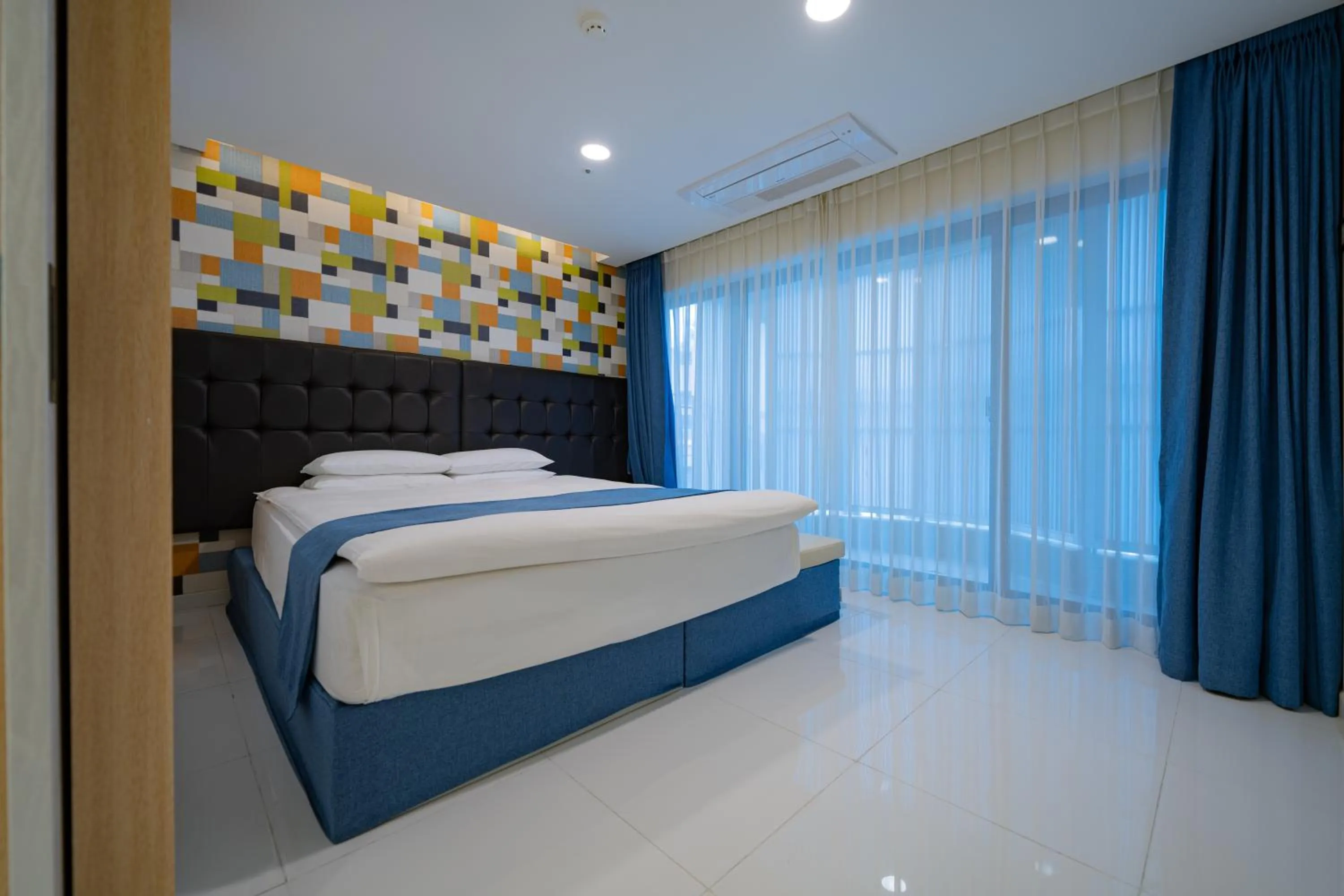 Bedroom, Bed in Hotel Stayon