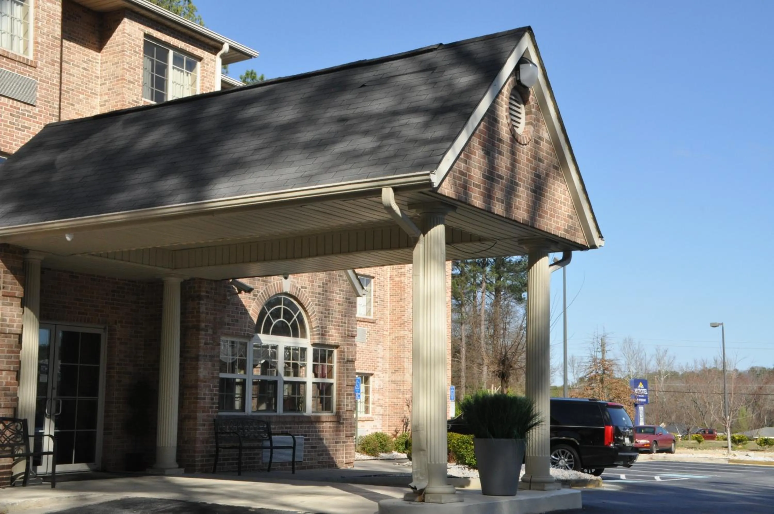 Facade/entrance in Microtel Inn & Suites by Wyndham Lithonia/Stone Mountain