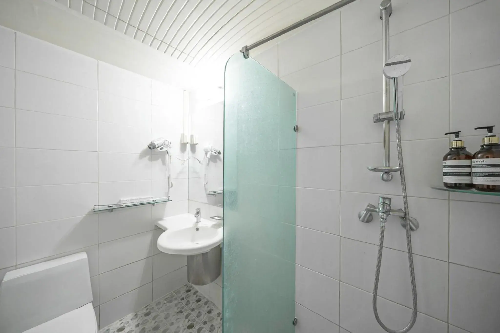 Standard Double Room in Changwon Olympic Hotel Standard Double Room in Changwon Olympic Hotel