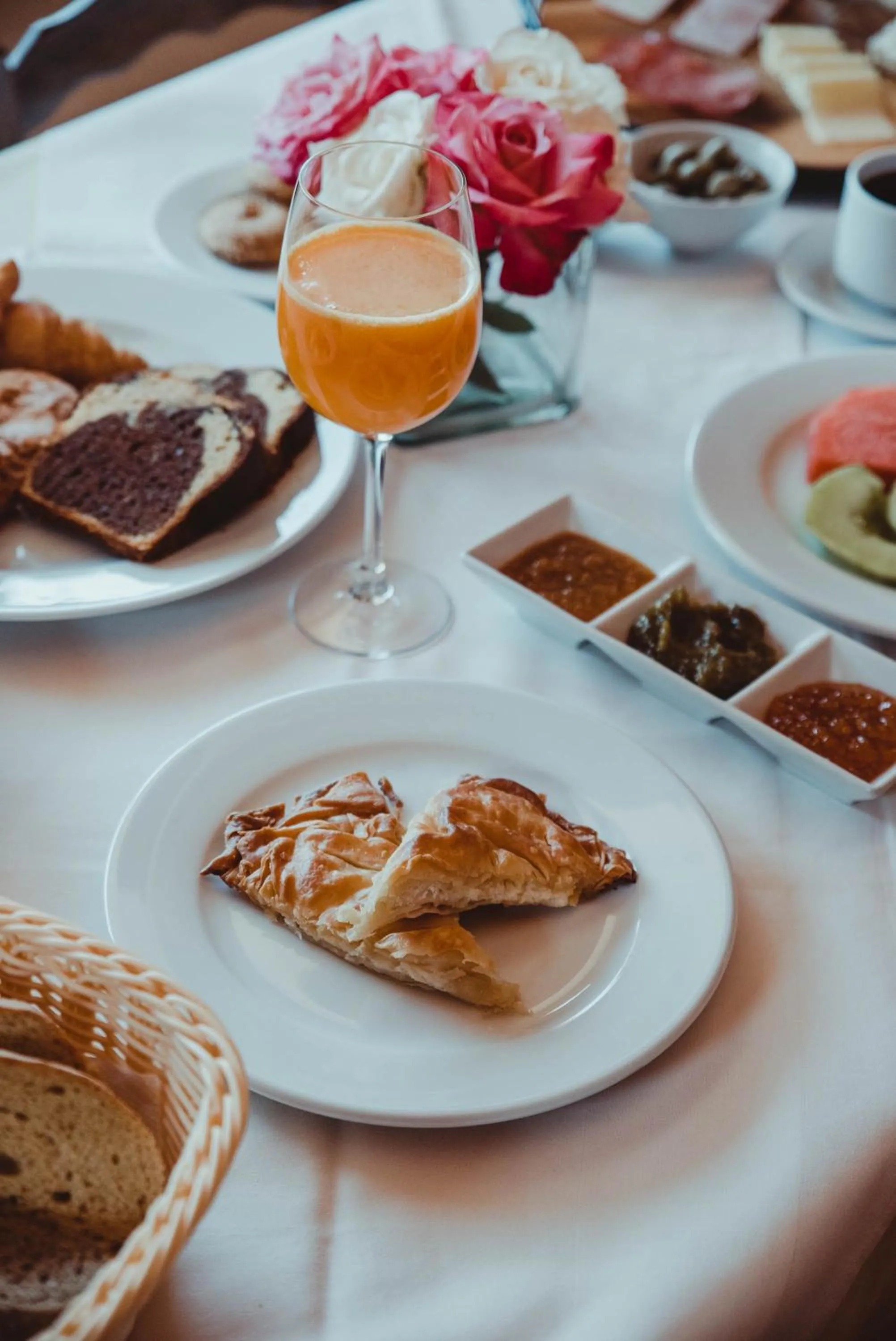 Breakfast in Idi Hotel