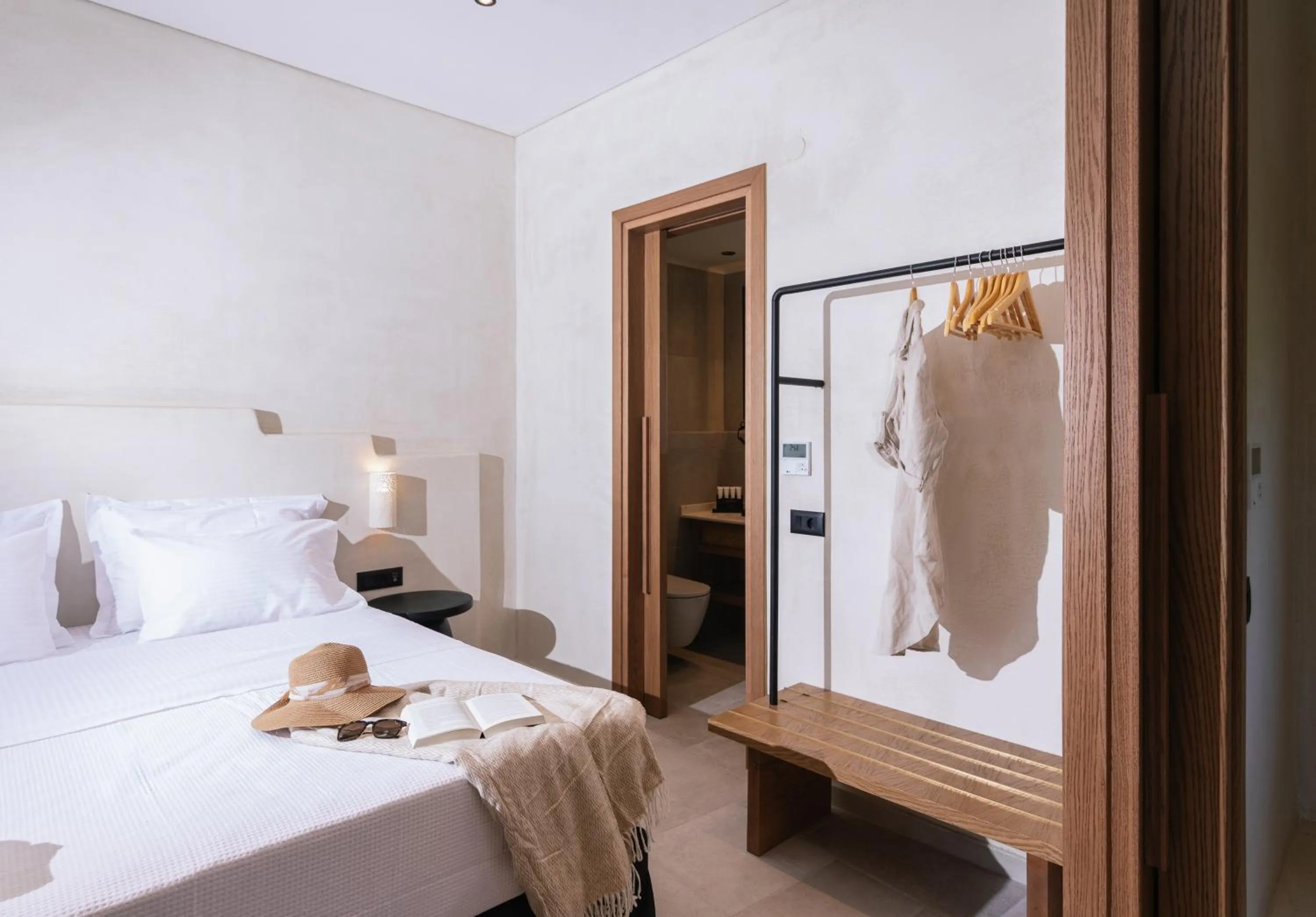 Bedroom, Bed in Idi Hotel