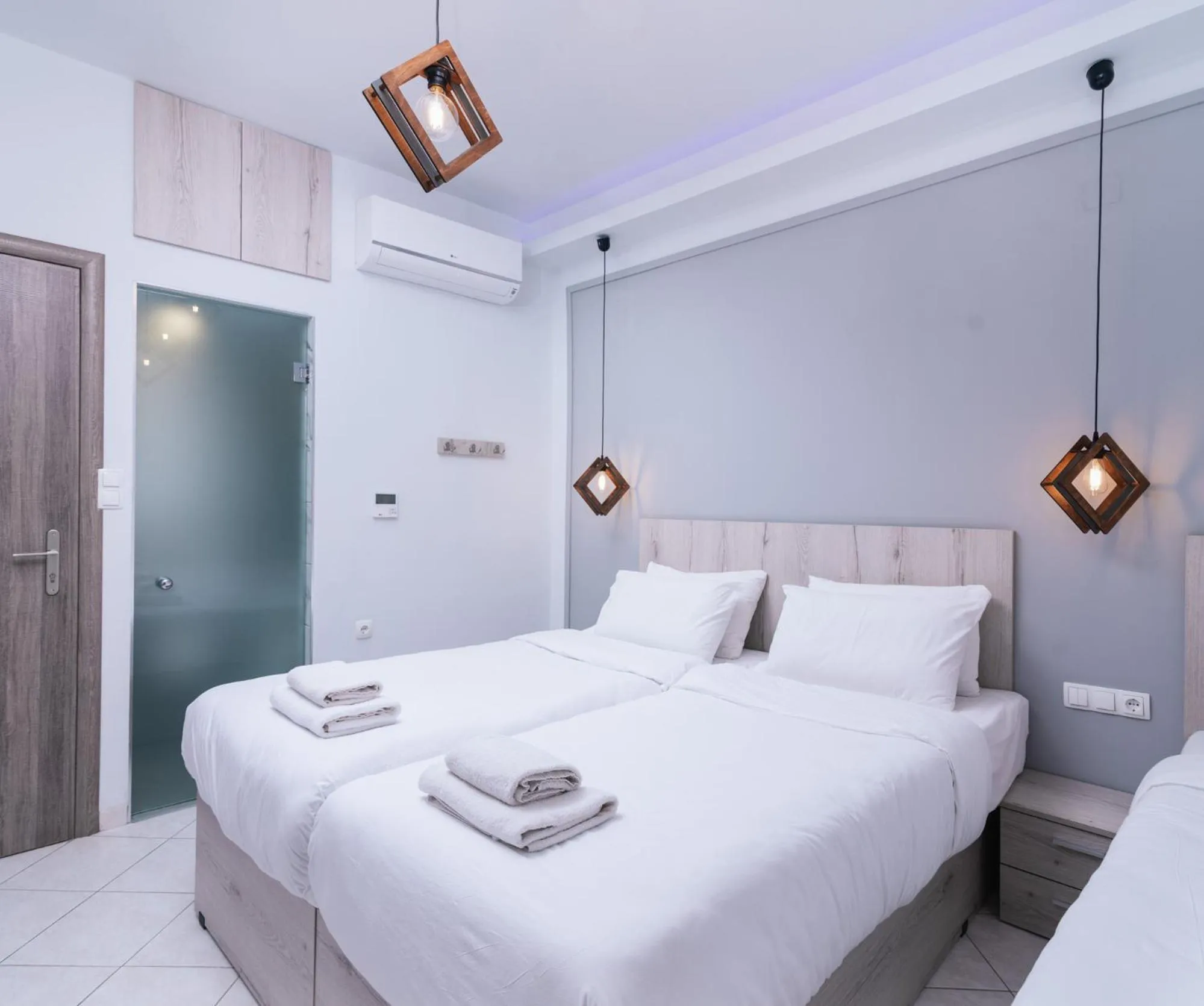 Bedroom, Bed in Idi Hotel