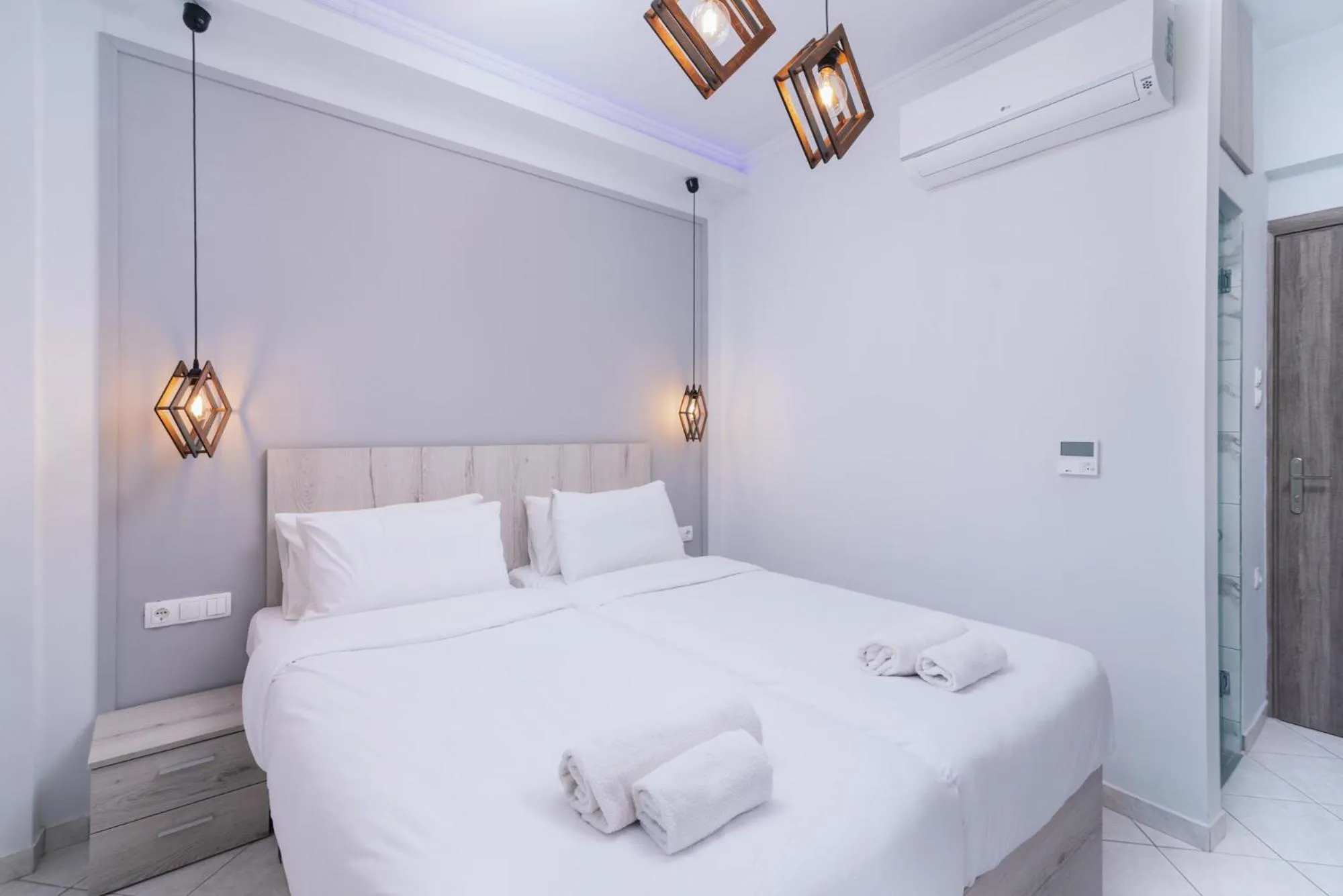 Bedroom, Bed in Idi Hotel