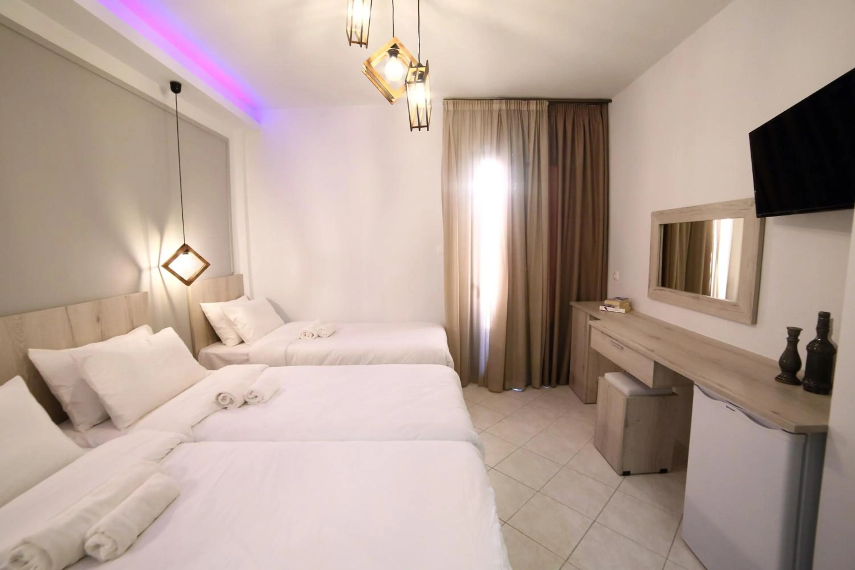 Bedroom, Bed in Idi Hotel