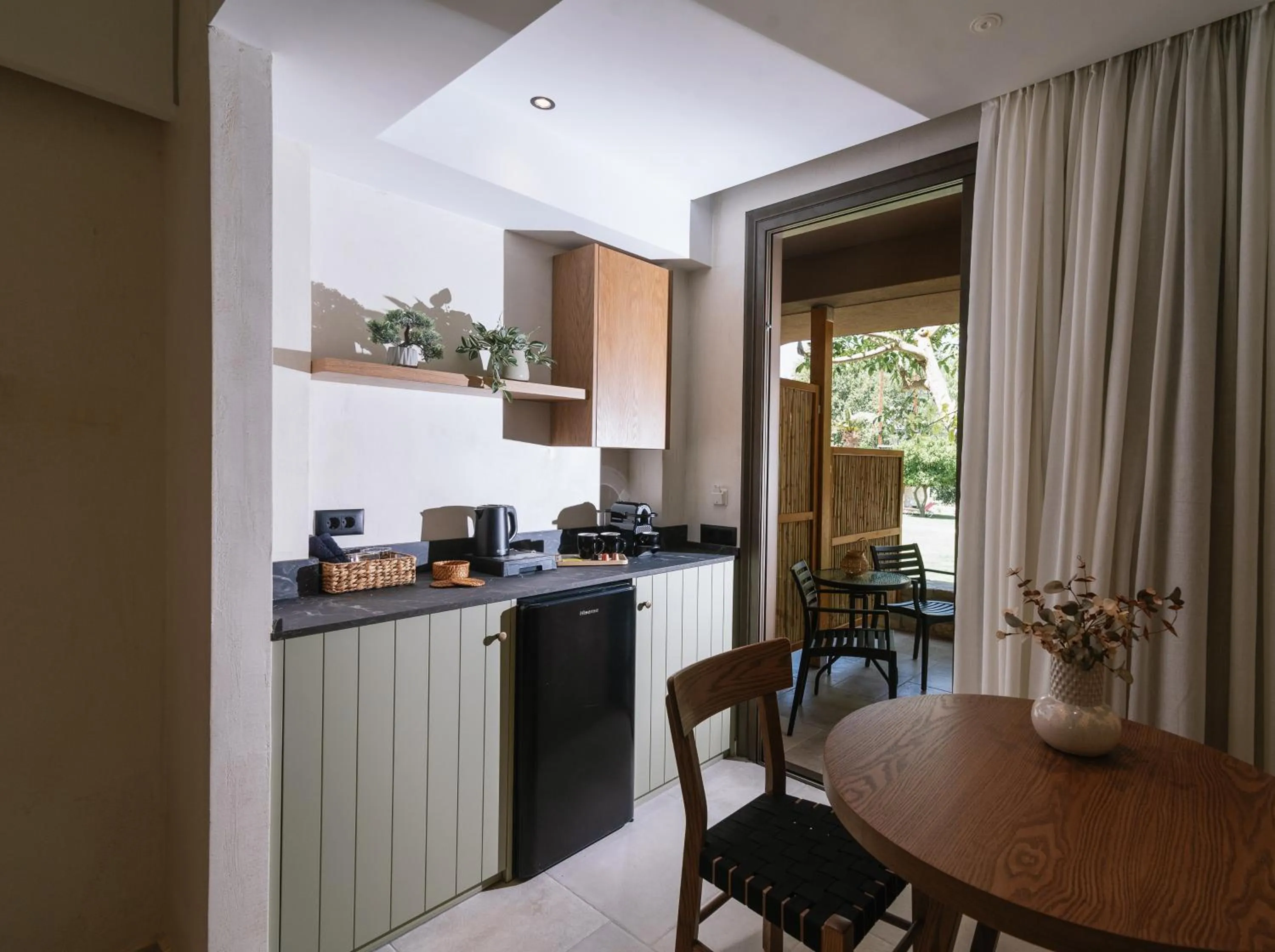 Kitchen or kitchenette in Idi Hotel