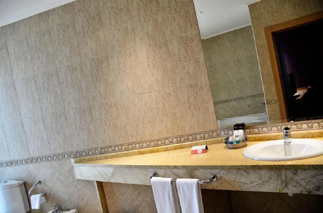 Bathroom in Hotel Villa de Benavente