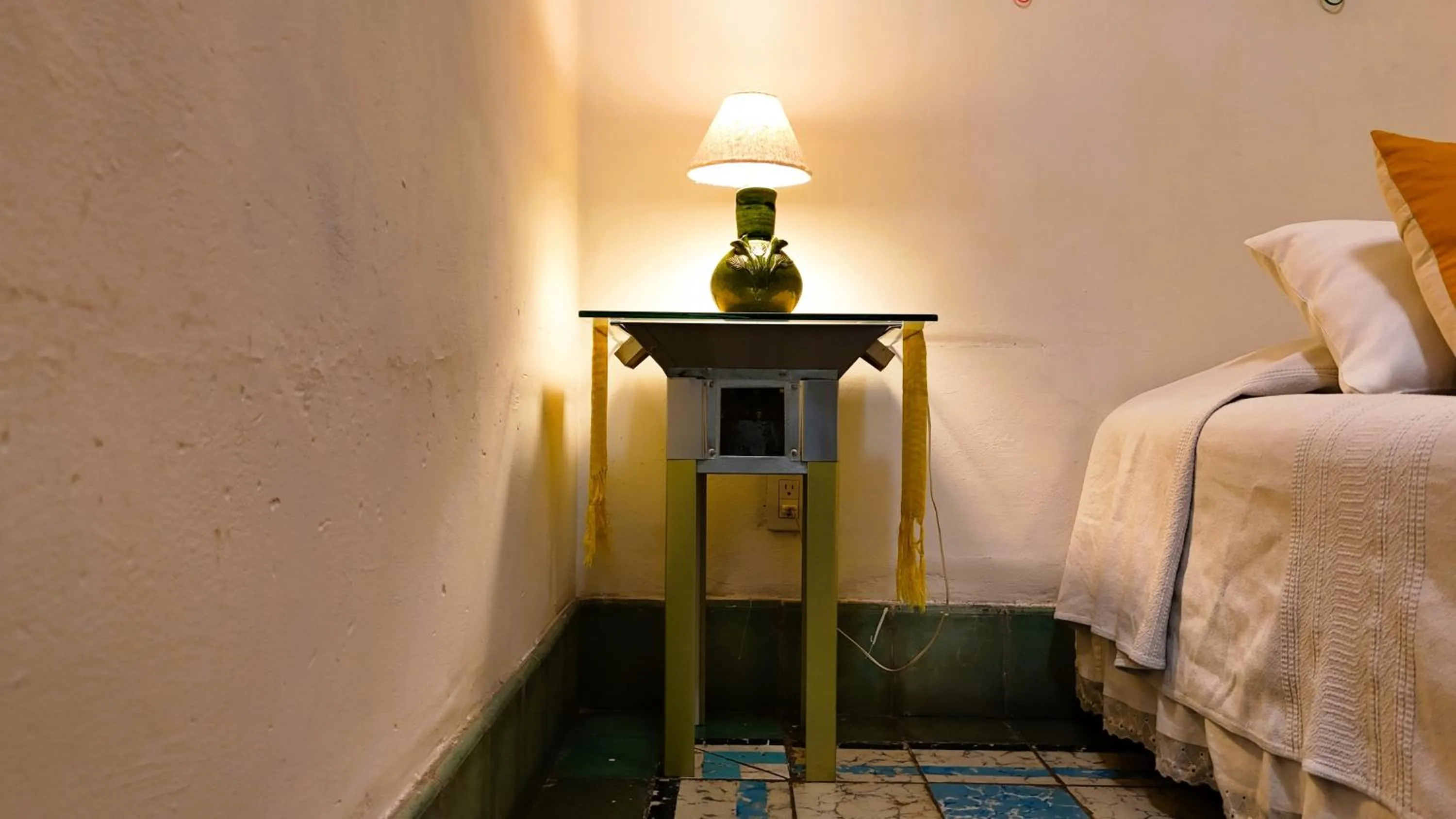 Bed in El Diablo y la Sandia B&B