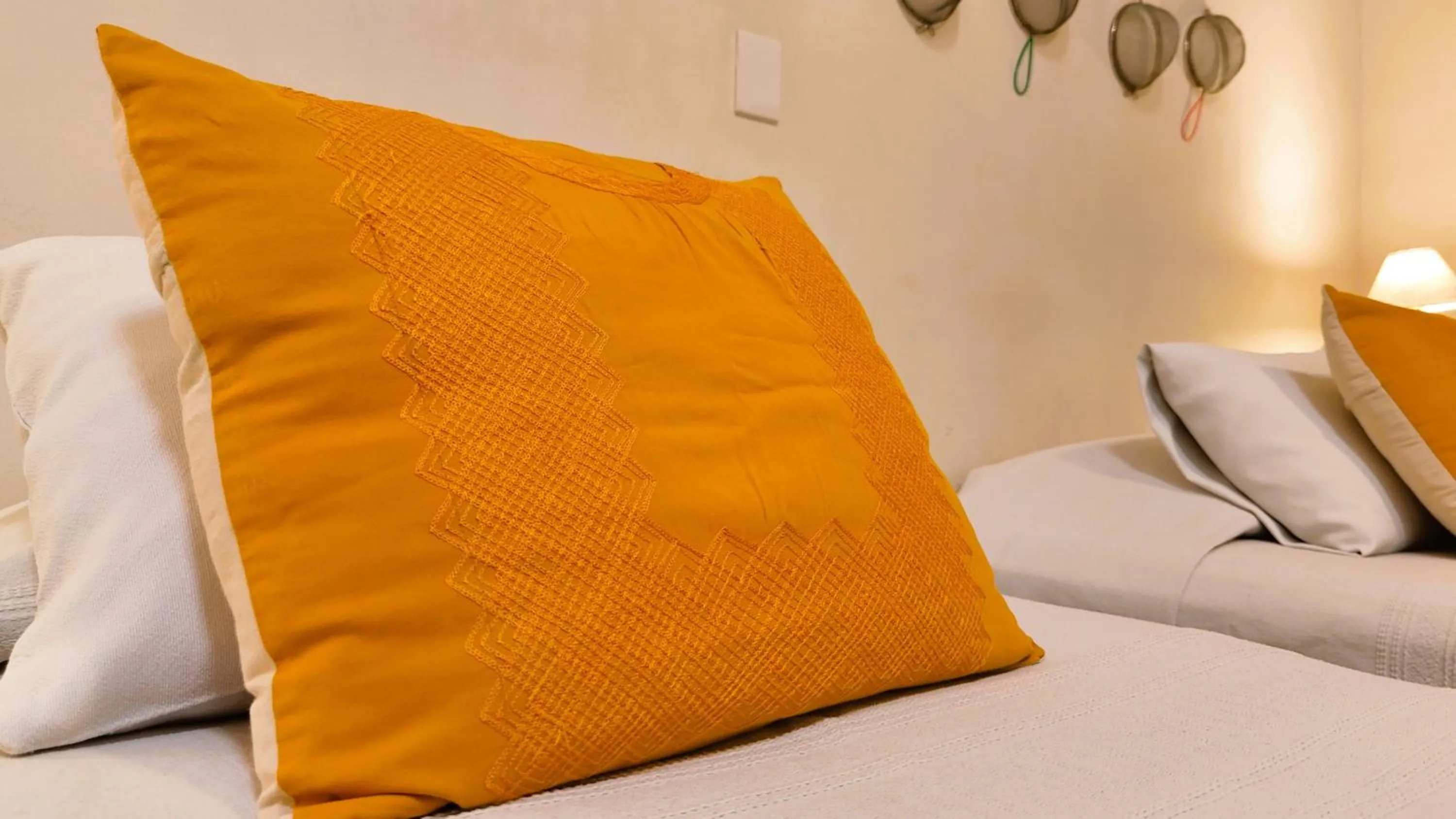 Bed in El Diablo y la Sandia B&B