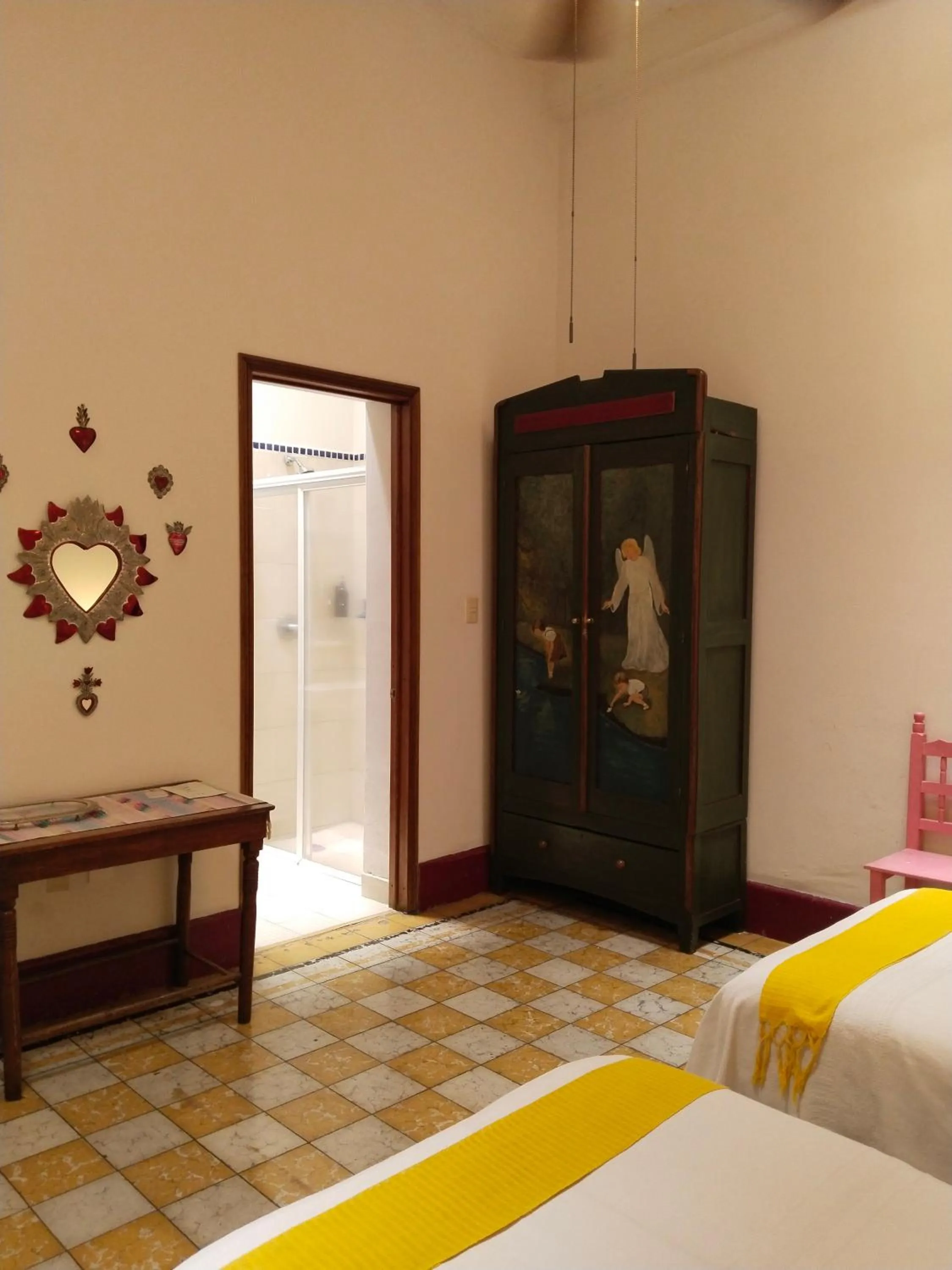 Bed in El Diablo y la Sandia B&B