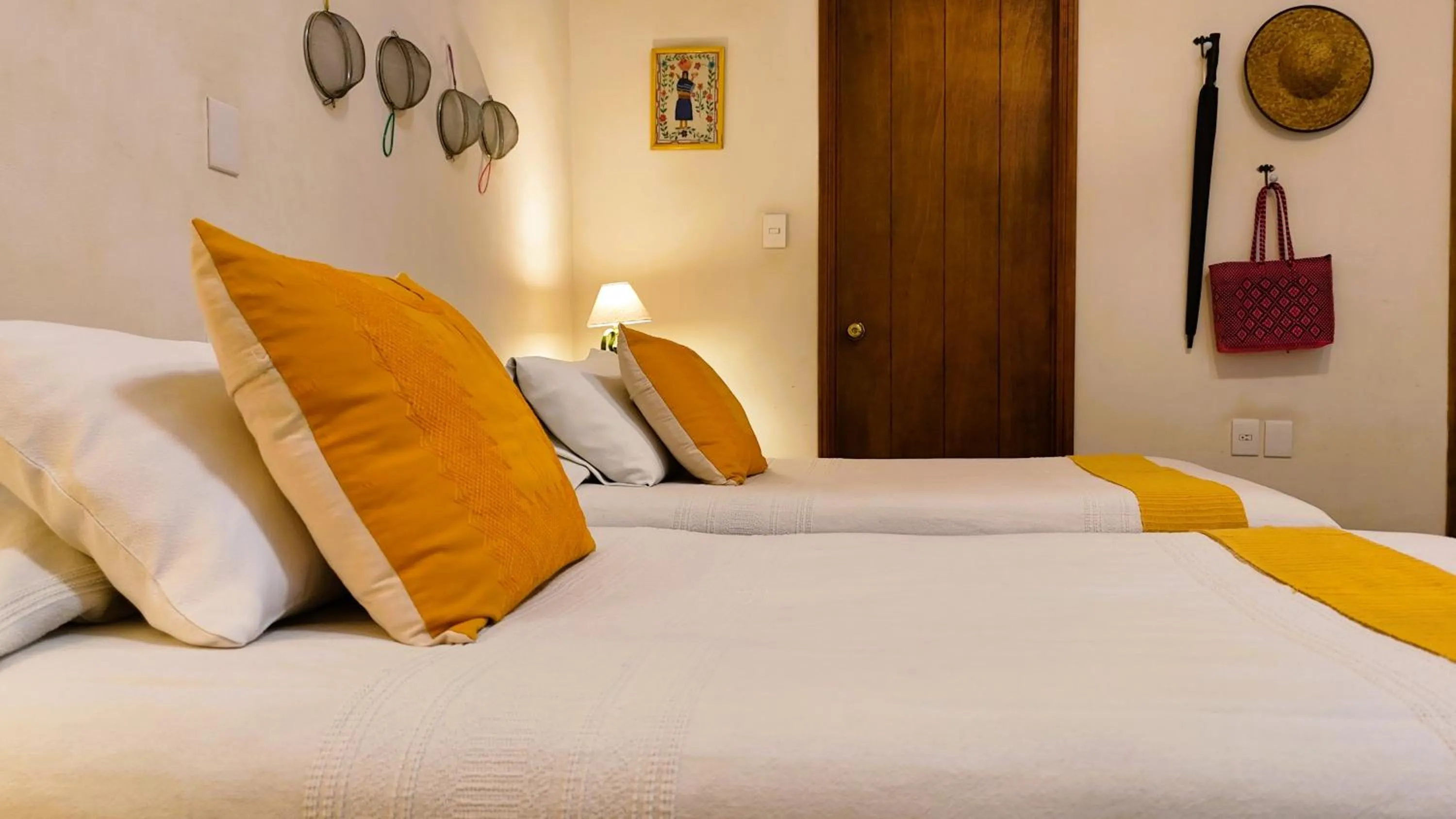 Bed in El Diablo y la Sandia B&B