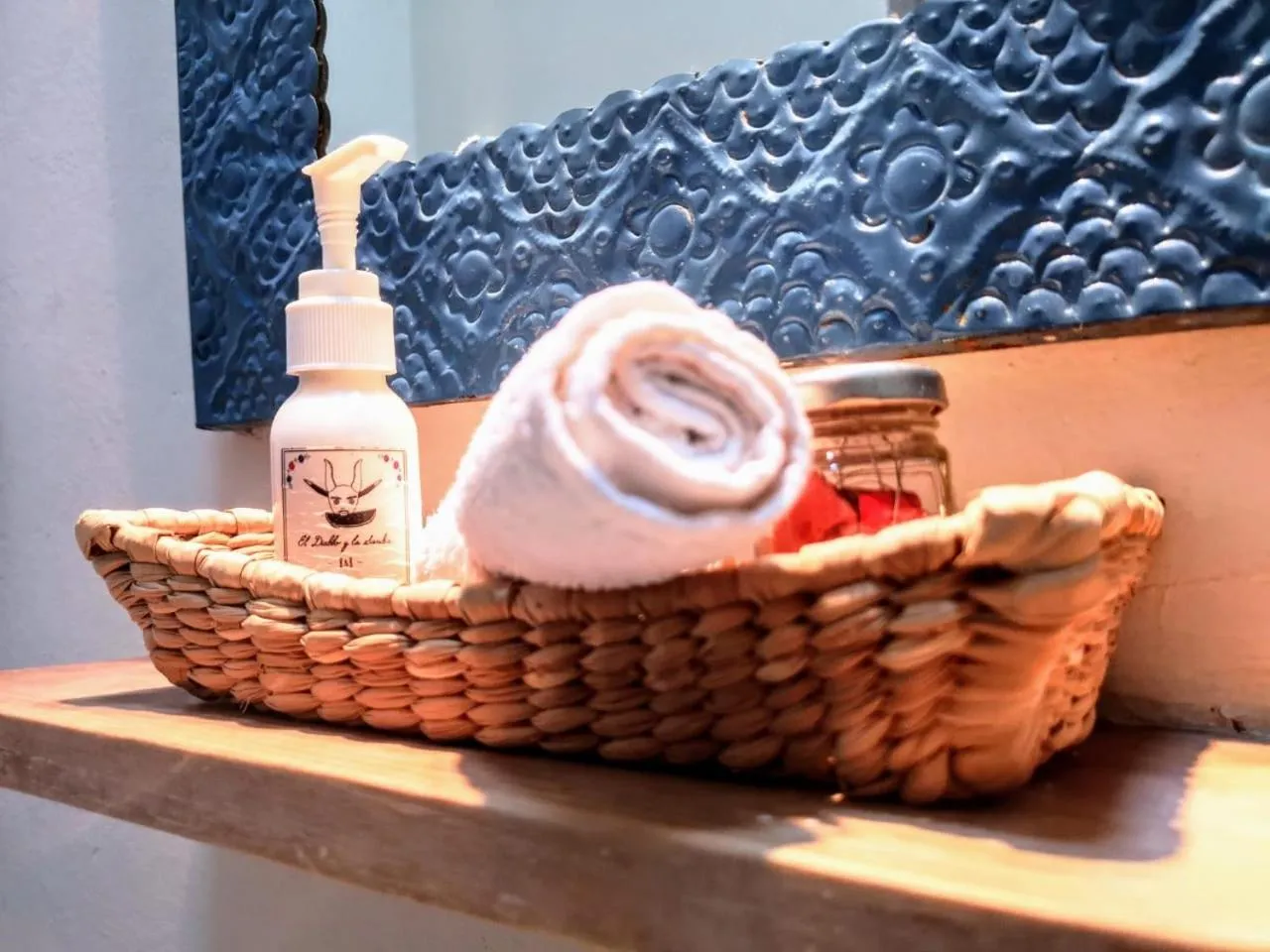 Bathroom in El Diablo y la Sandia B&B