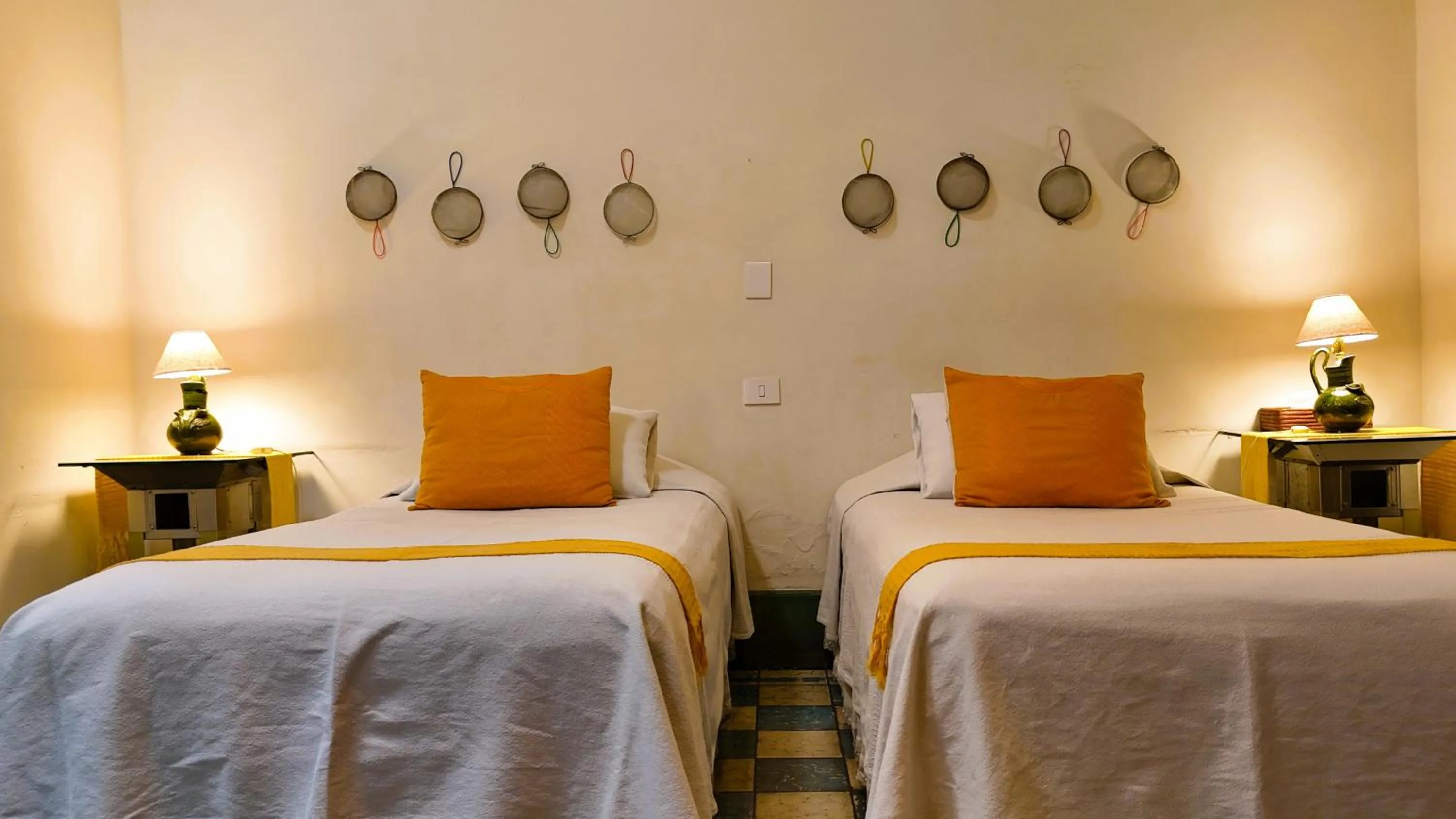 Bed in El Diablo y la Sandia B&B