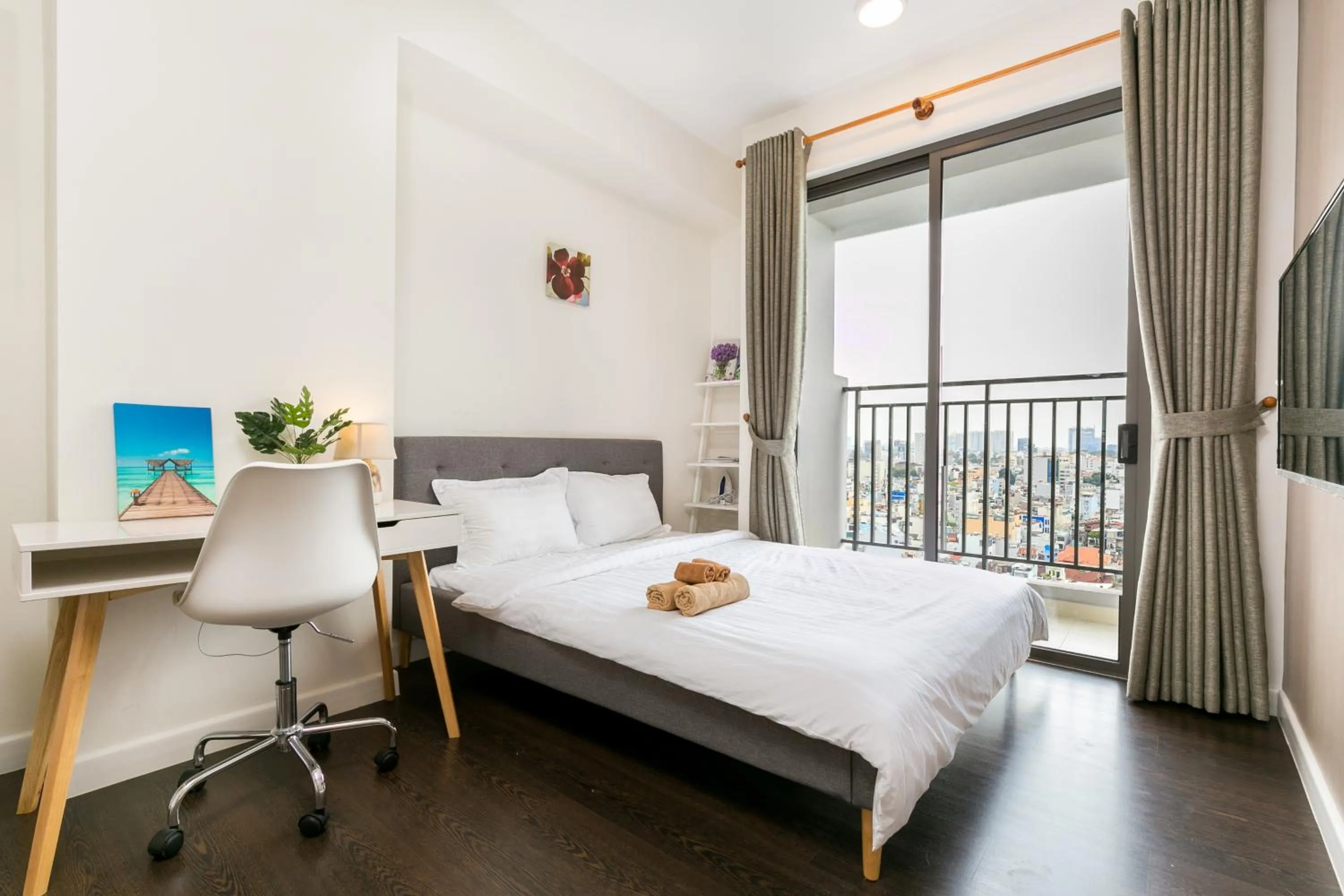 Bed in TeeUp Home - Infinity Pool Signature