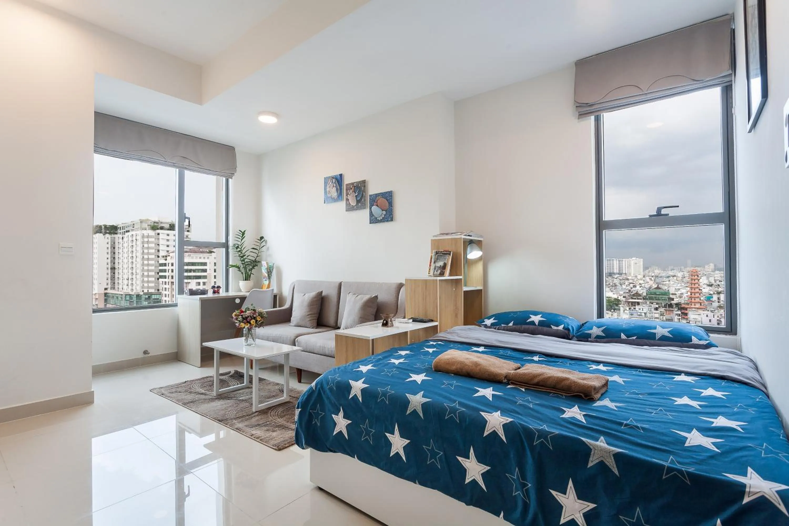 Bed in TeeUp Home - Infinity Pool Signature