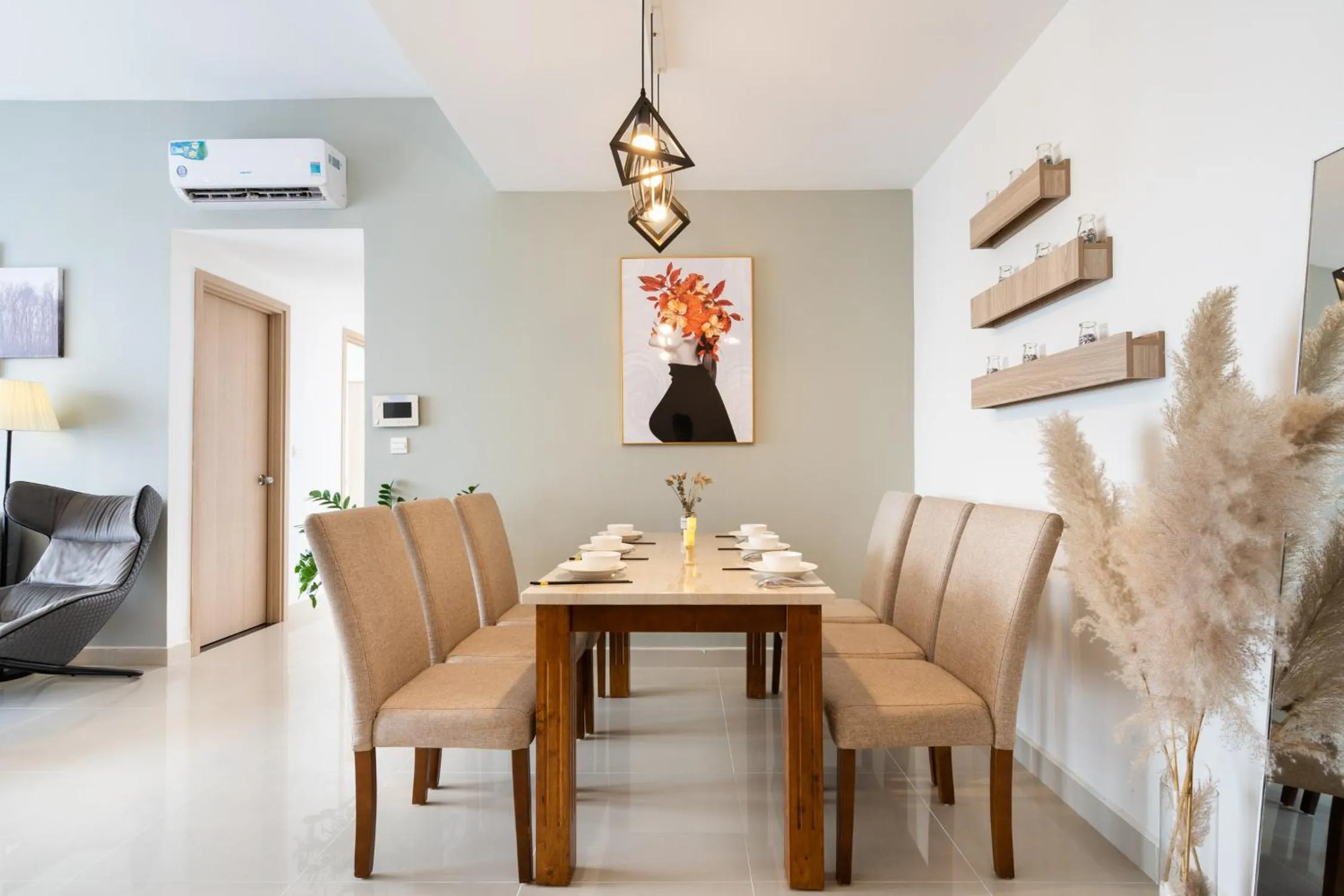 TeeUp Home - Infinity Pool Signature