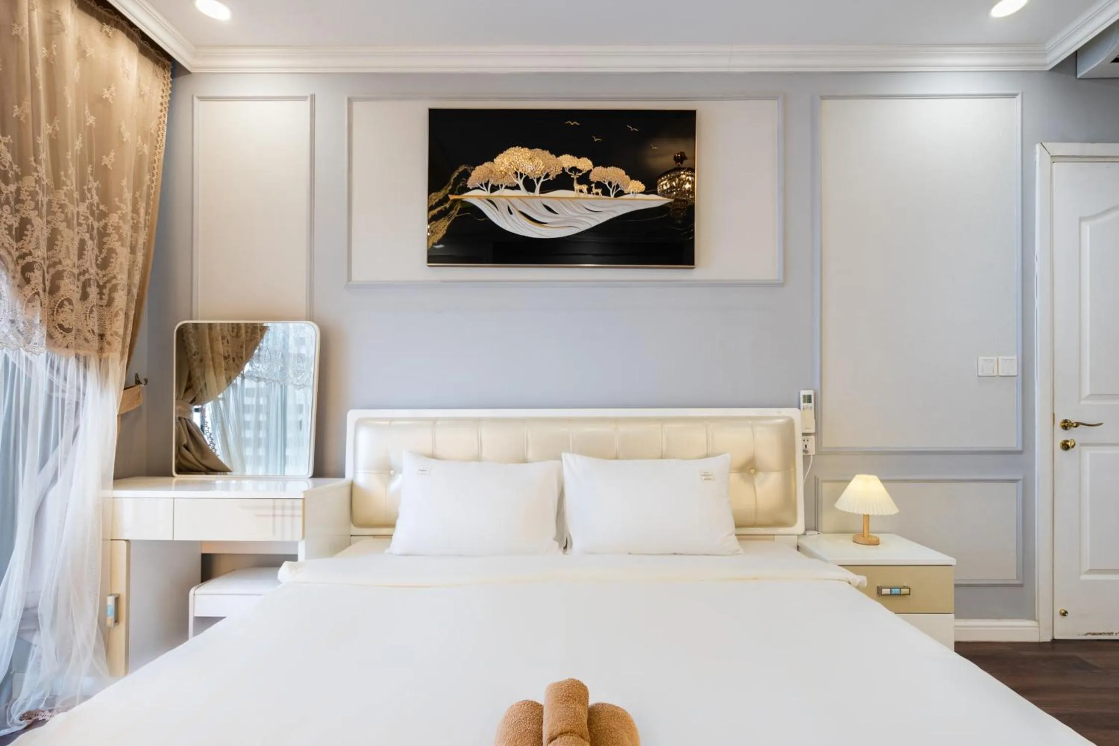 Bed in TeeUp Home - Infinity Pool Signature