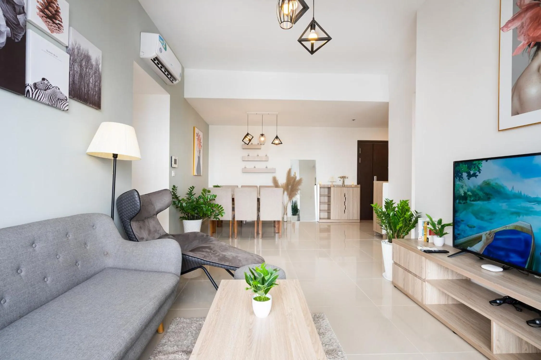 TeeUp Home - Infinity Pool Signature