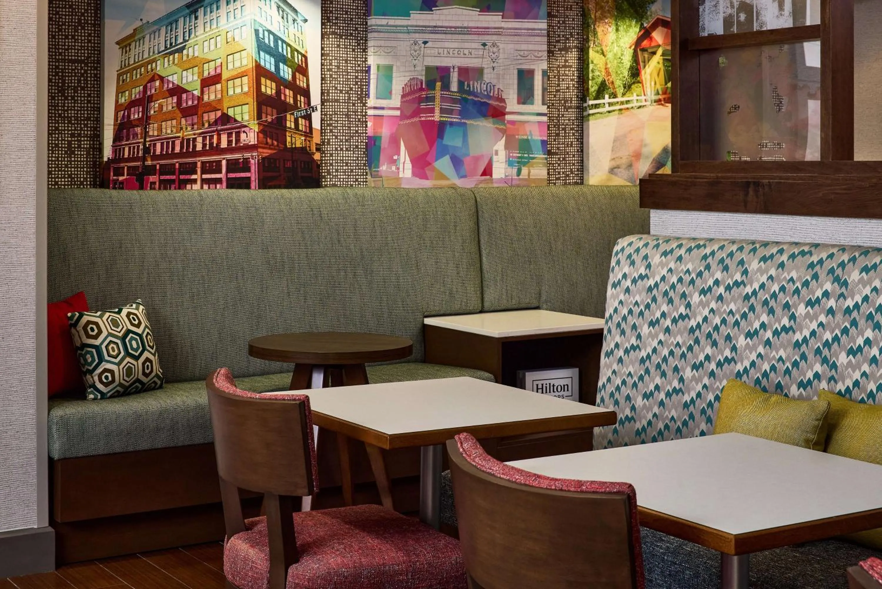 Lobby or reception in Hampton Inn Massillon