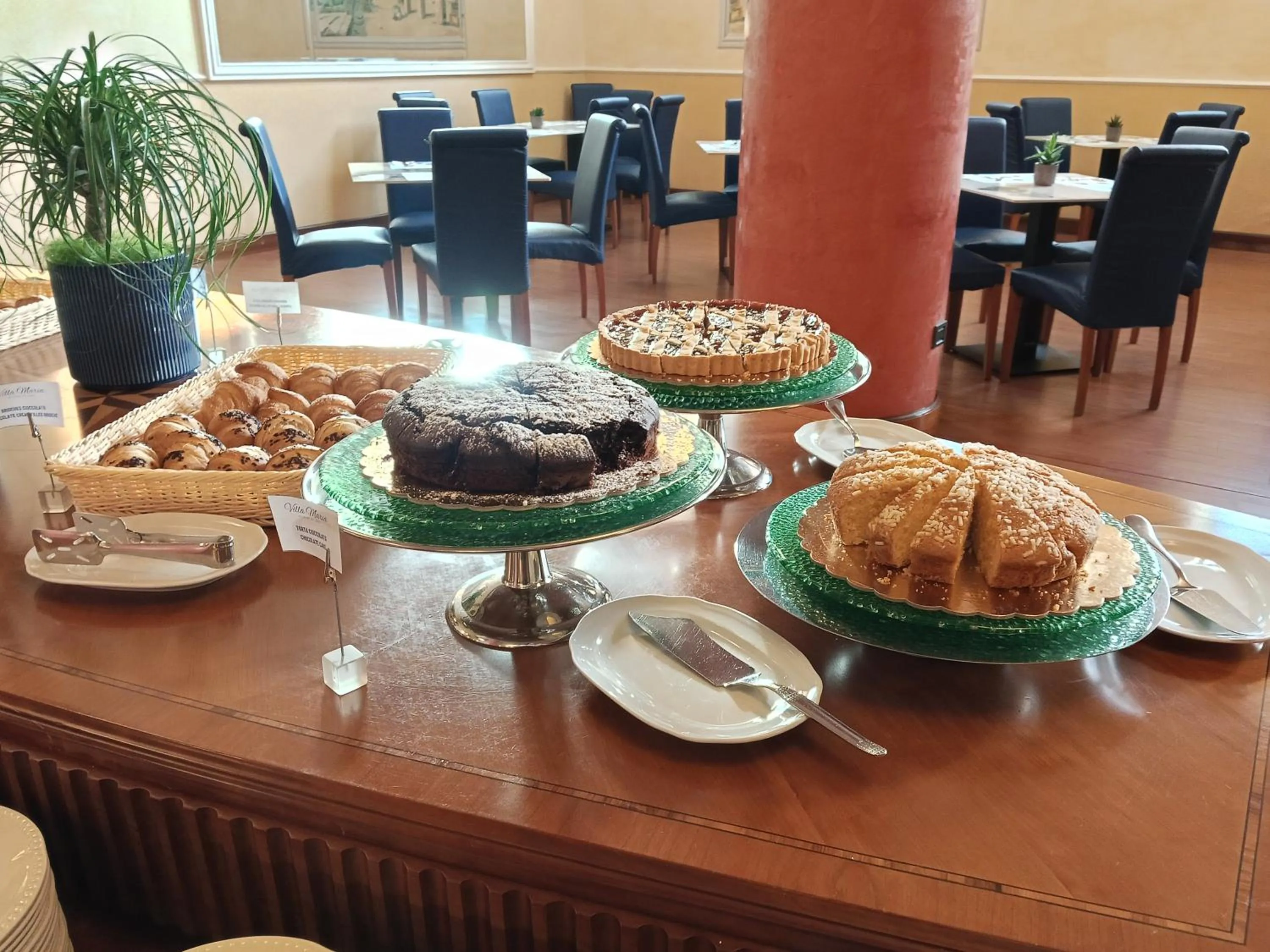 Breakfast in Hotel Villa Maria