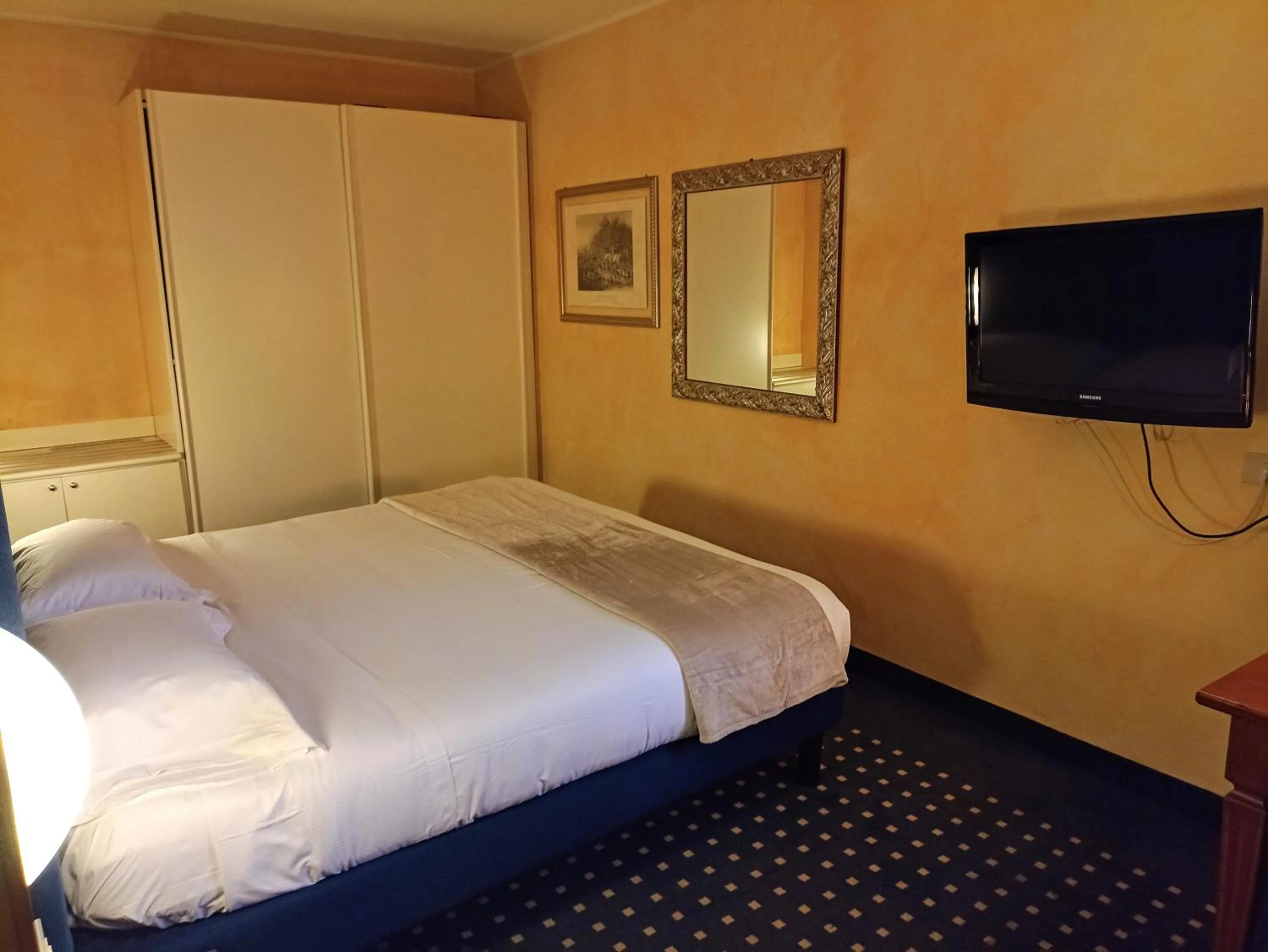 Bed in Hotel Villa Maria