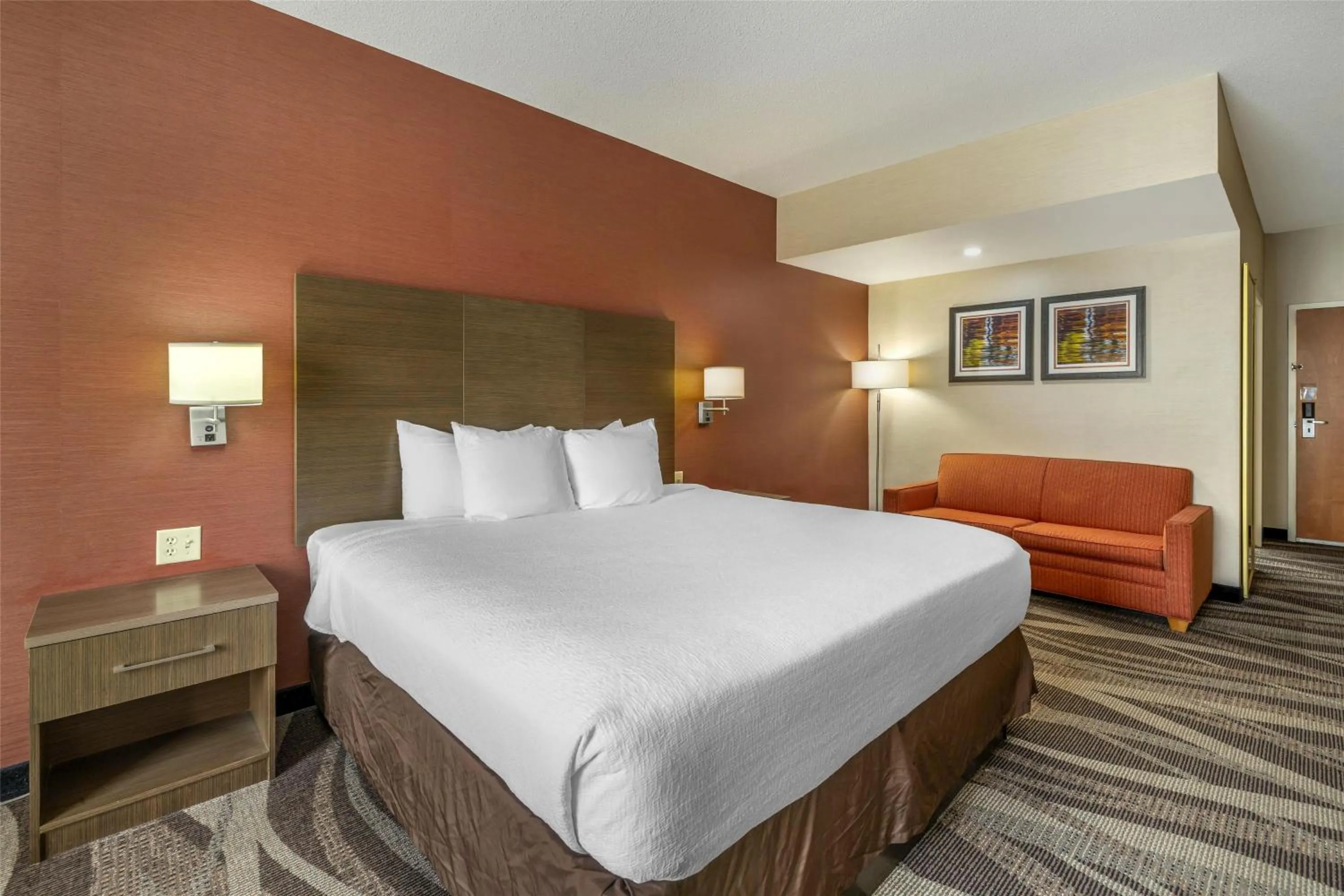 Bedroom, Bed in Best Western Plus University Inn