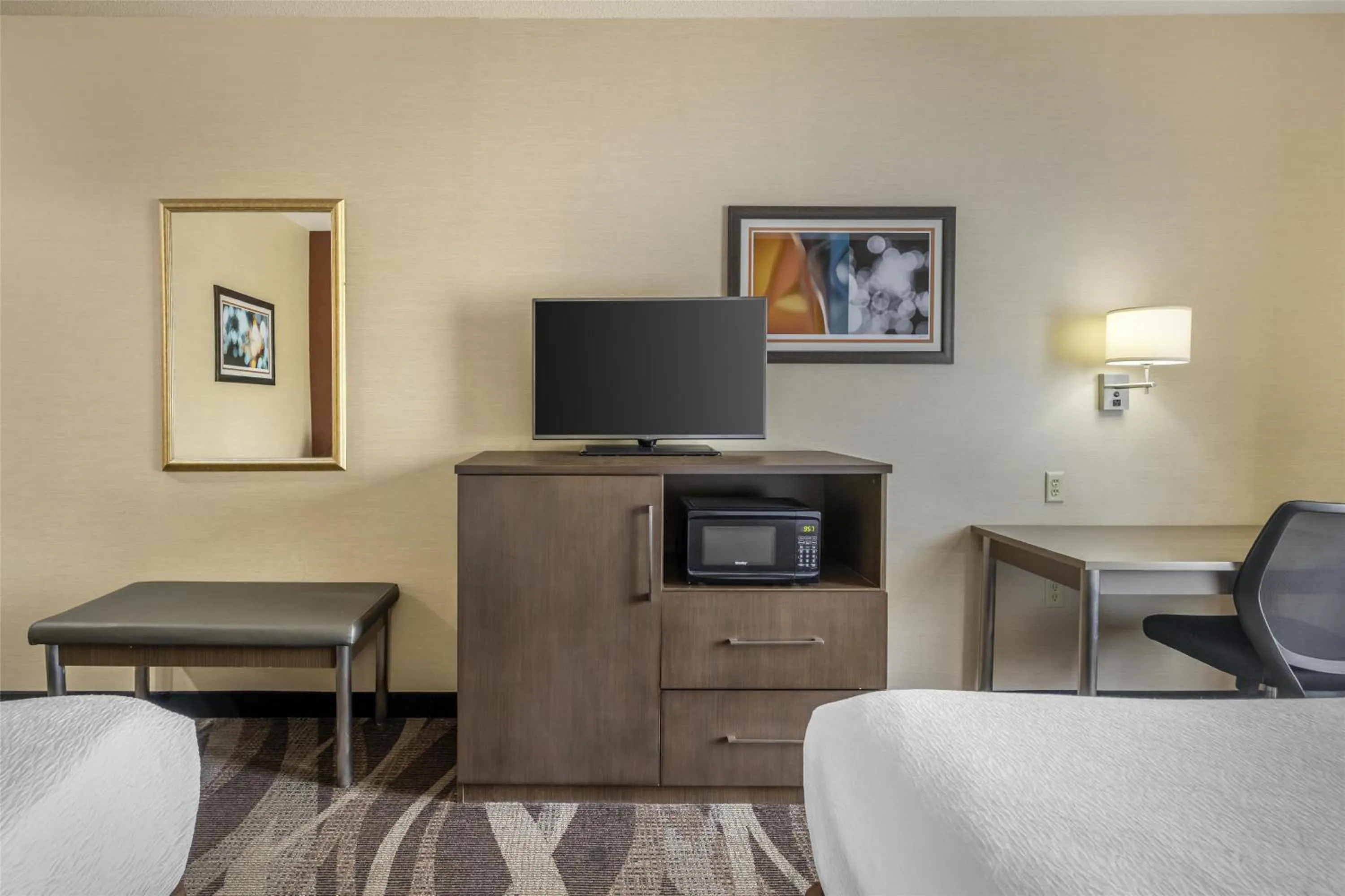 Bedroom, Bed in Best Western Plus University Inn