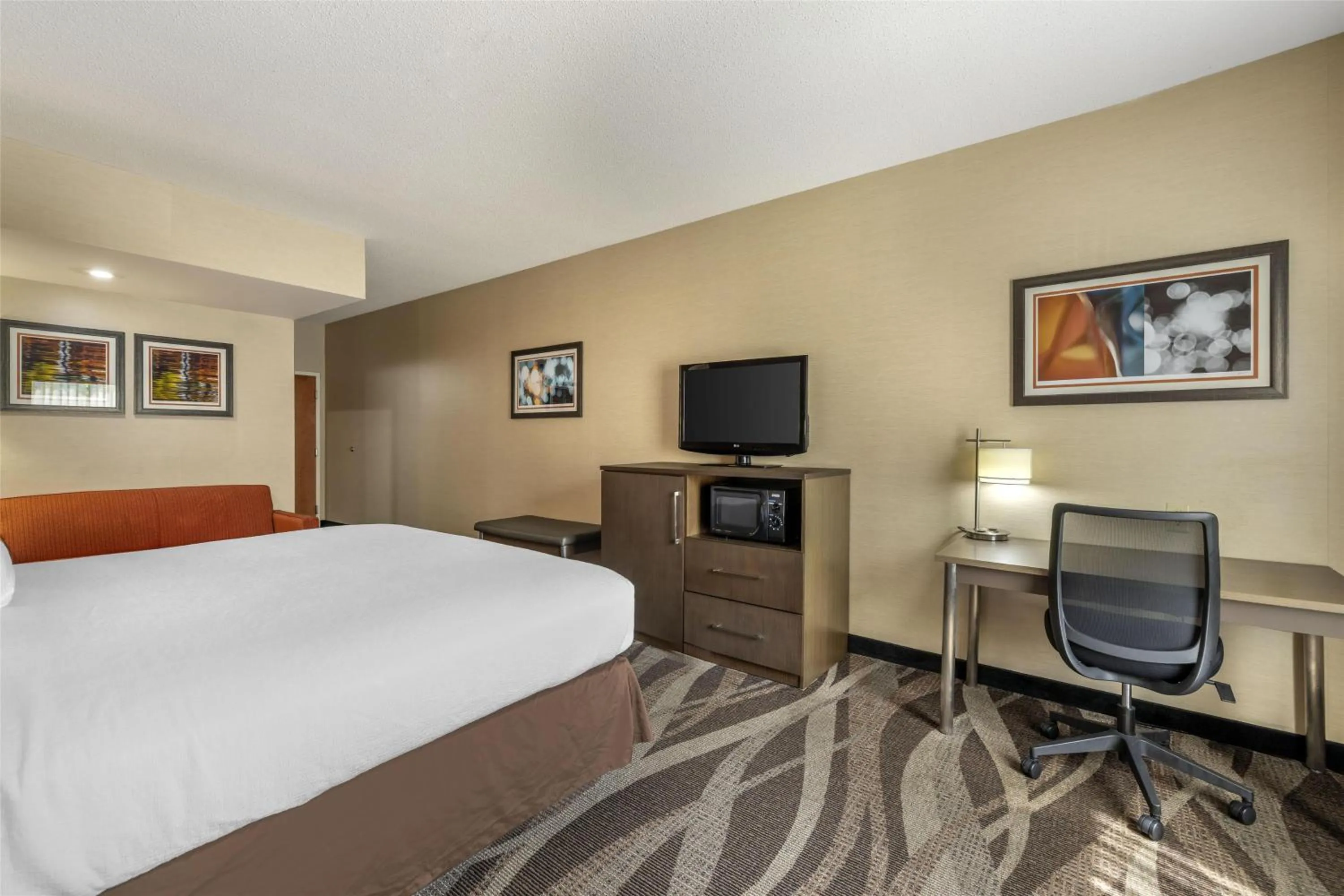 Bedroom, Bed in Best Western Plus University Inn