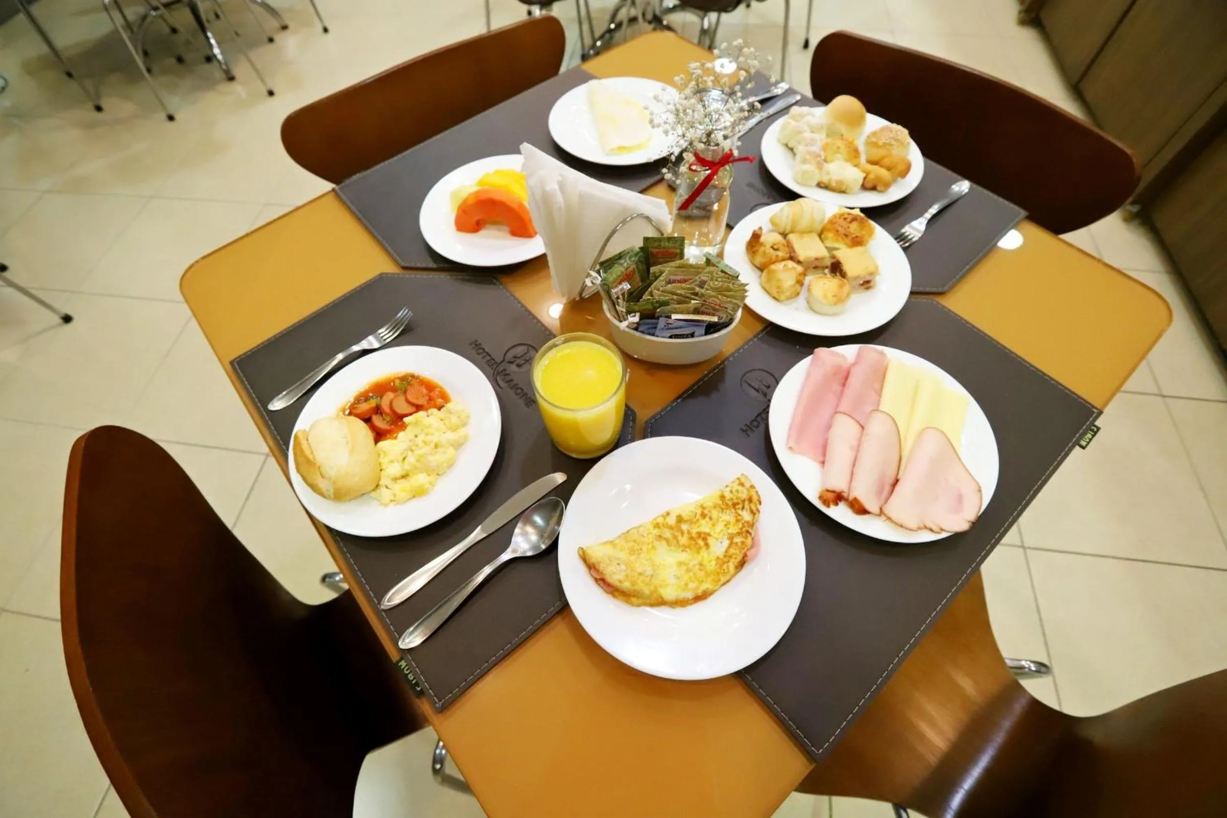 Food and drinks in Hotel Maione