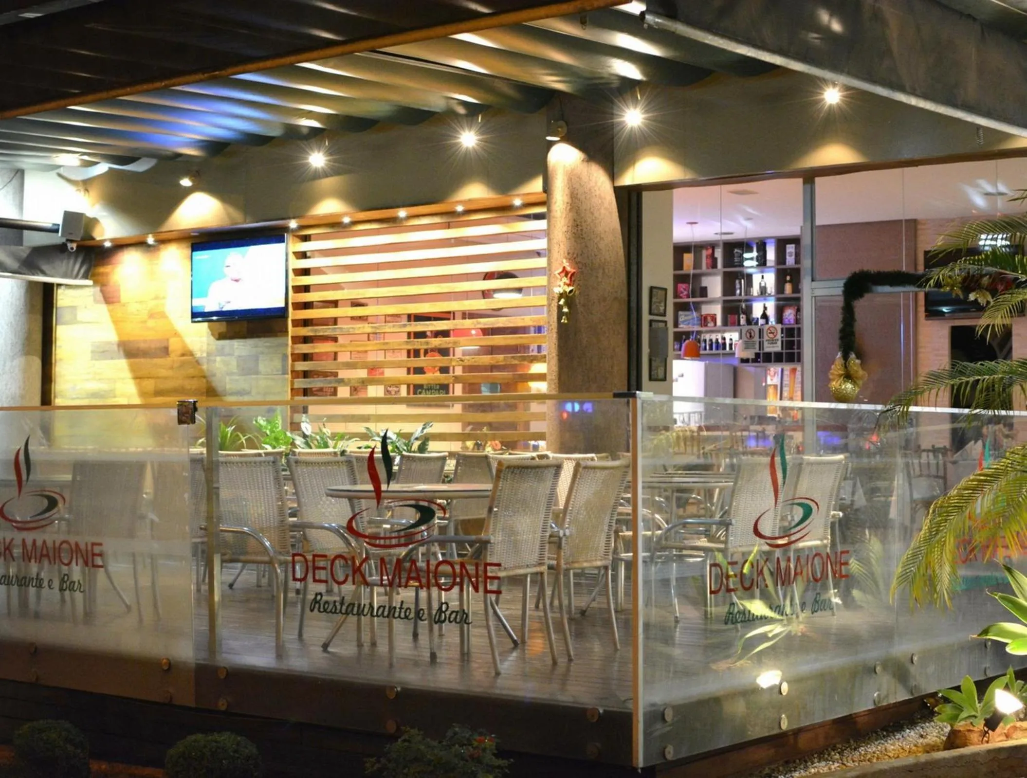 Nightclub / DJ in Hotel Maione