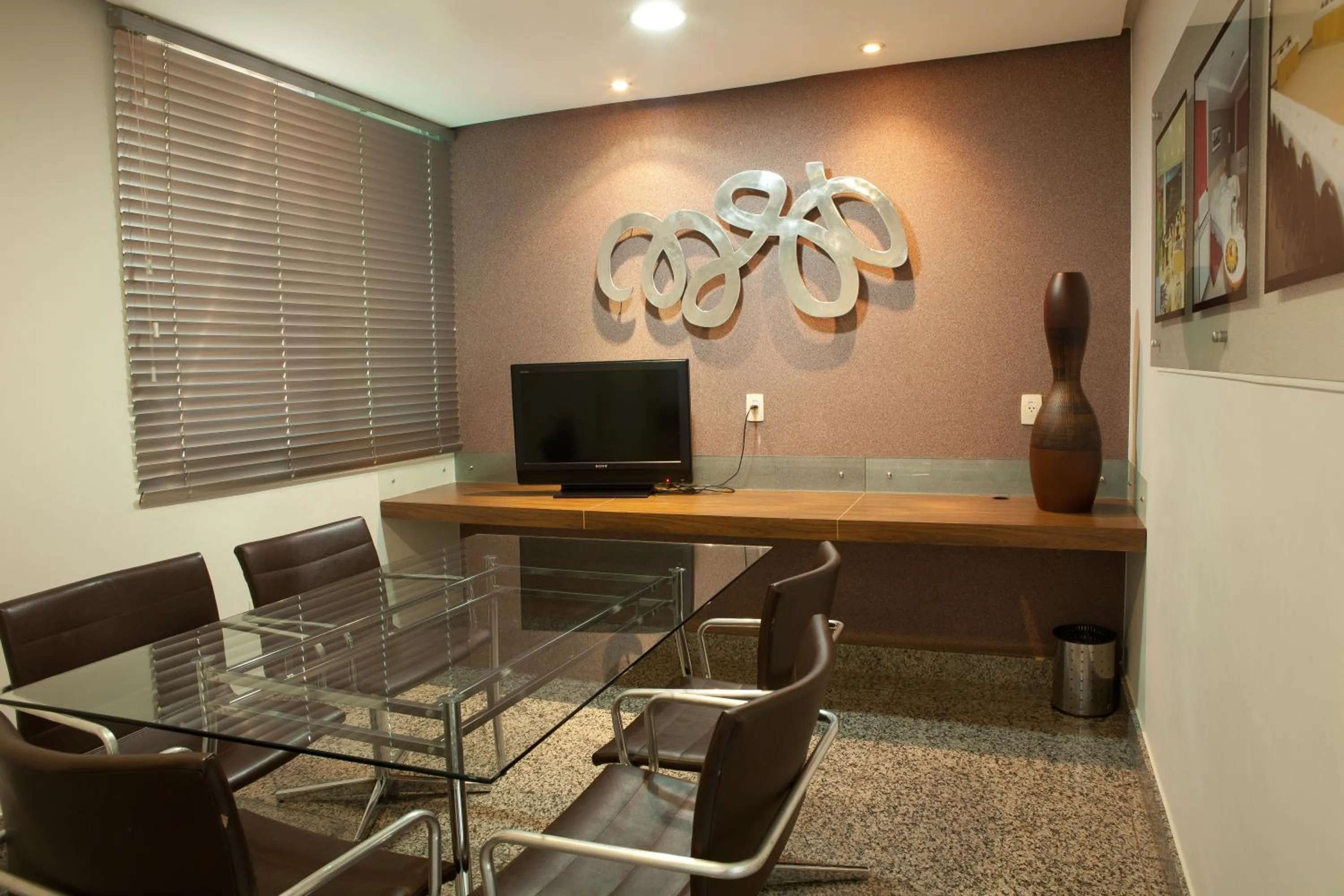 Business facilities in Hotel Maione