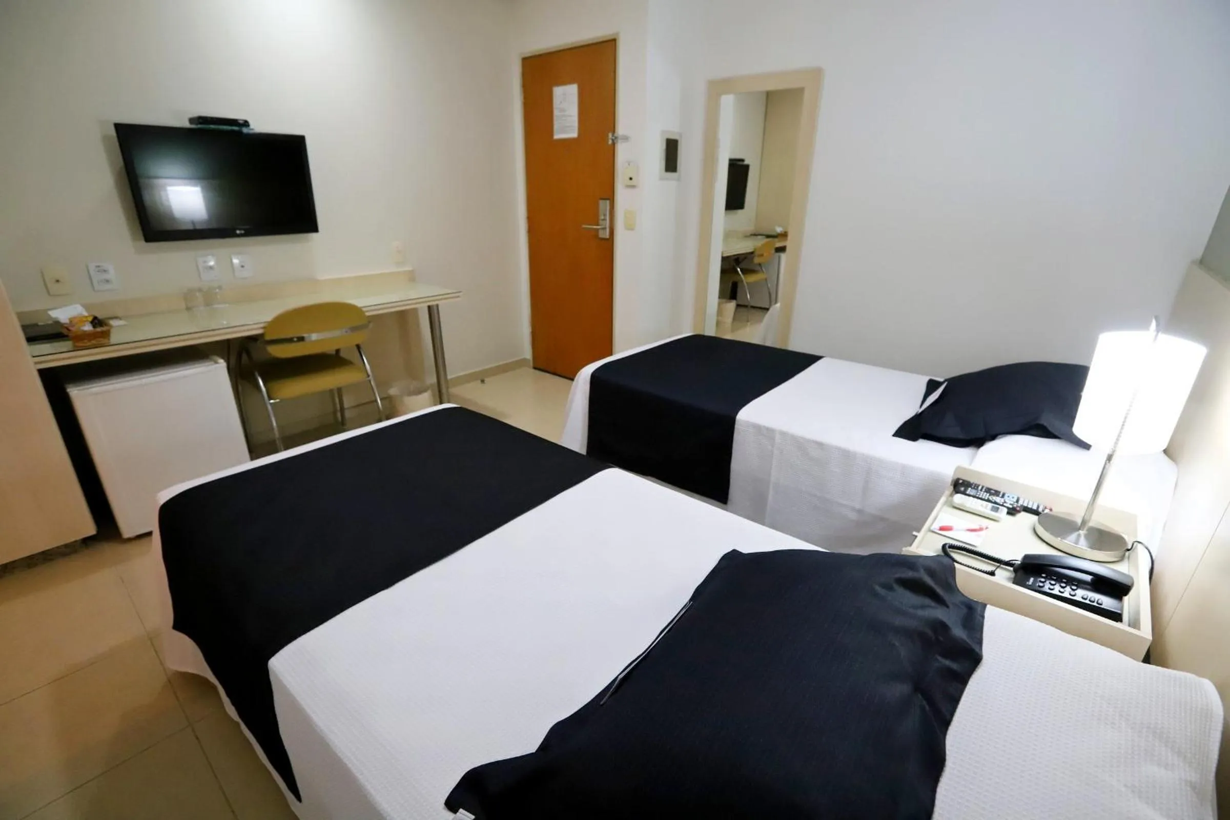 TV and multimedia, Bed in Hotel Maione