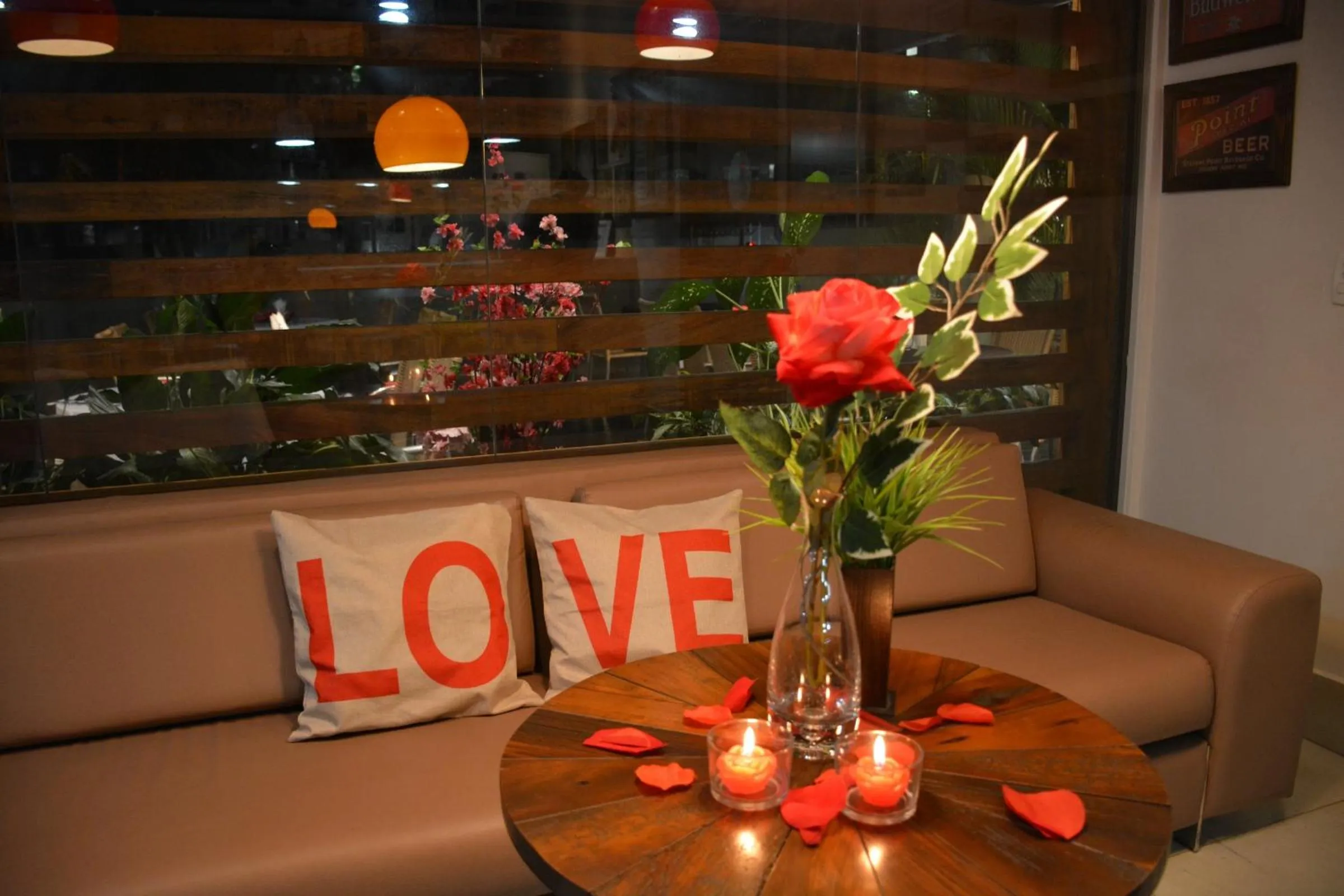 Restaurant/places to eat in Hotel Maione