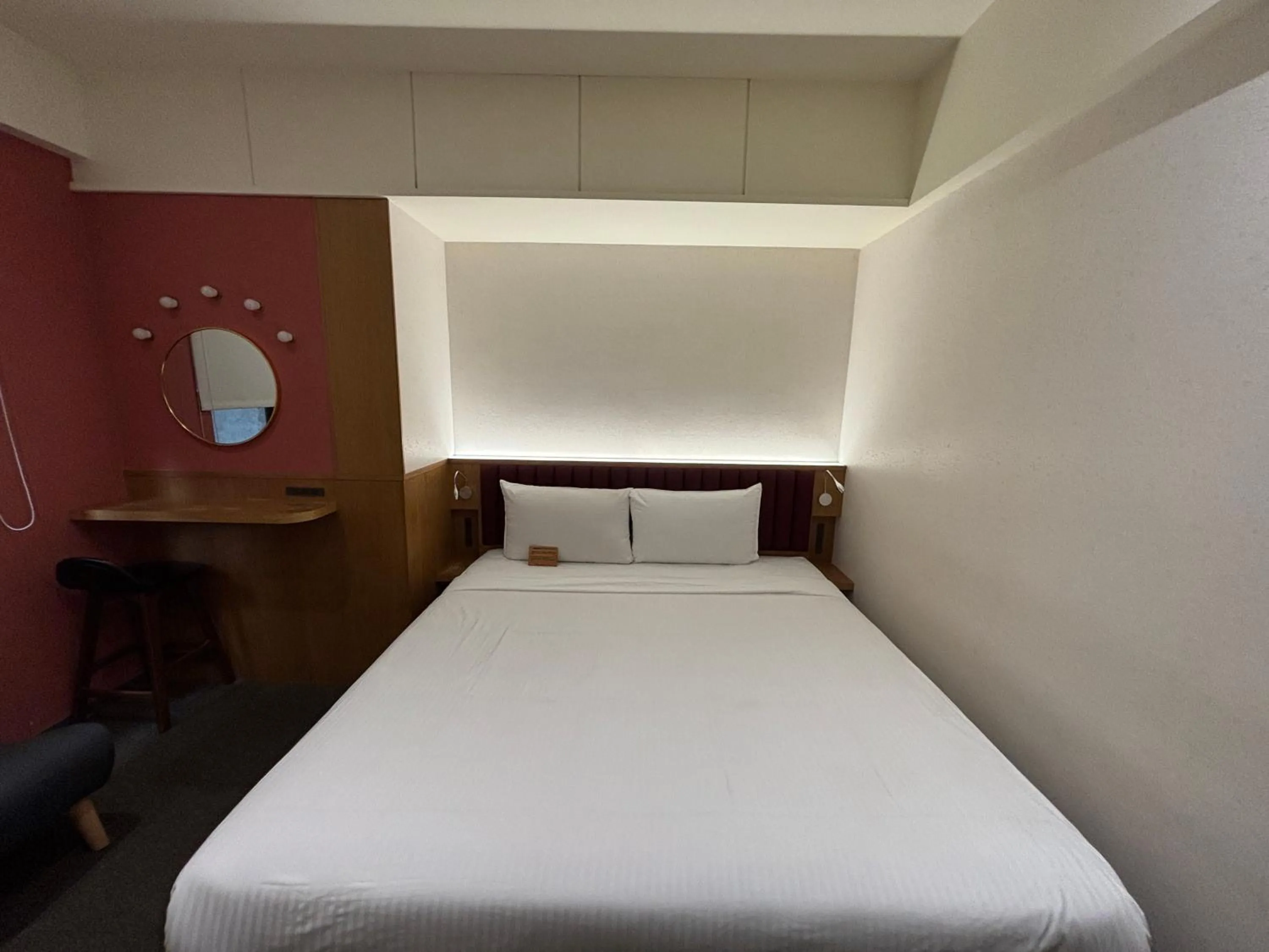 Bed in Fu Kuang Hotel