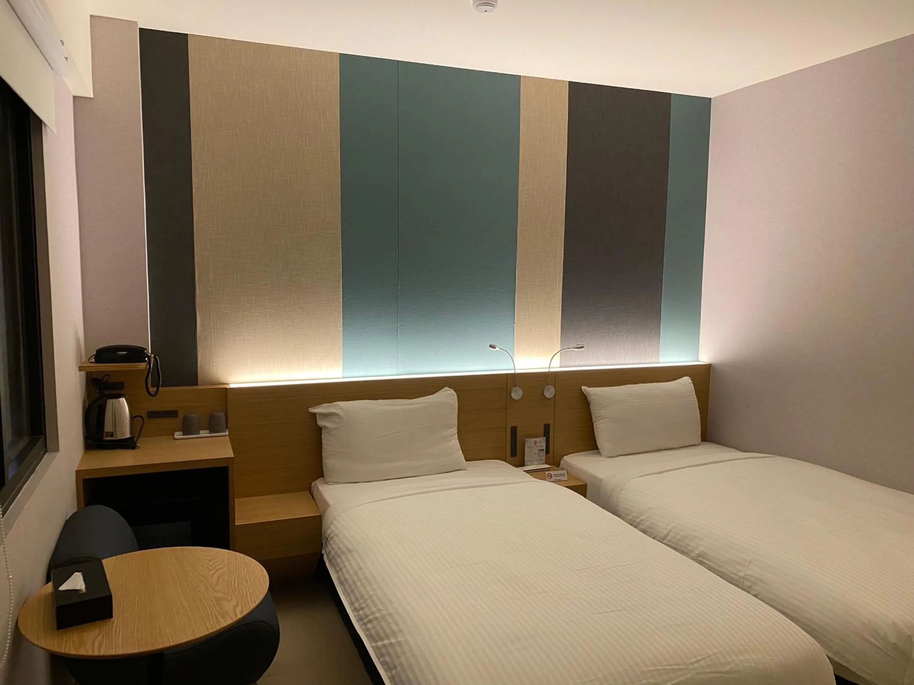 Bed in Fu Kuang Hotel