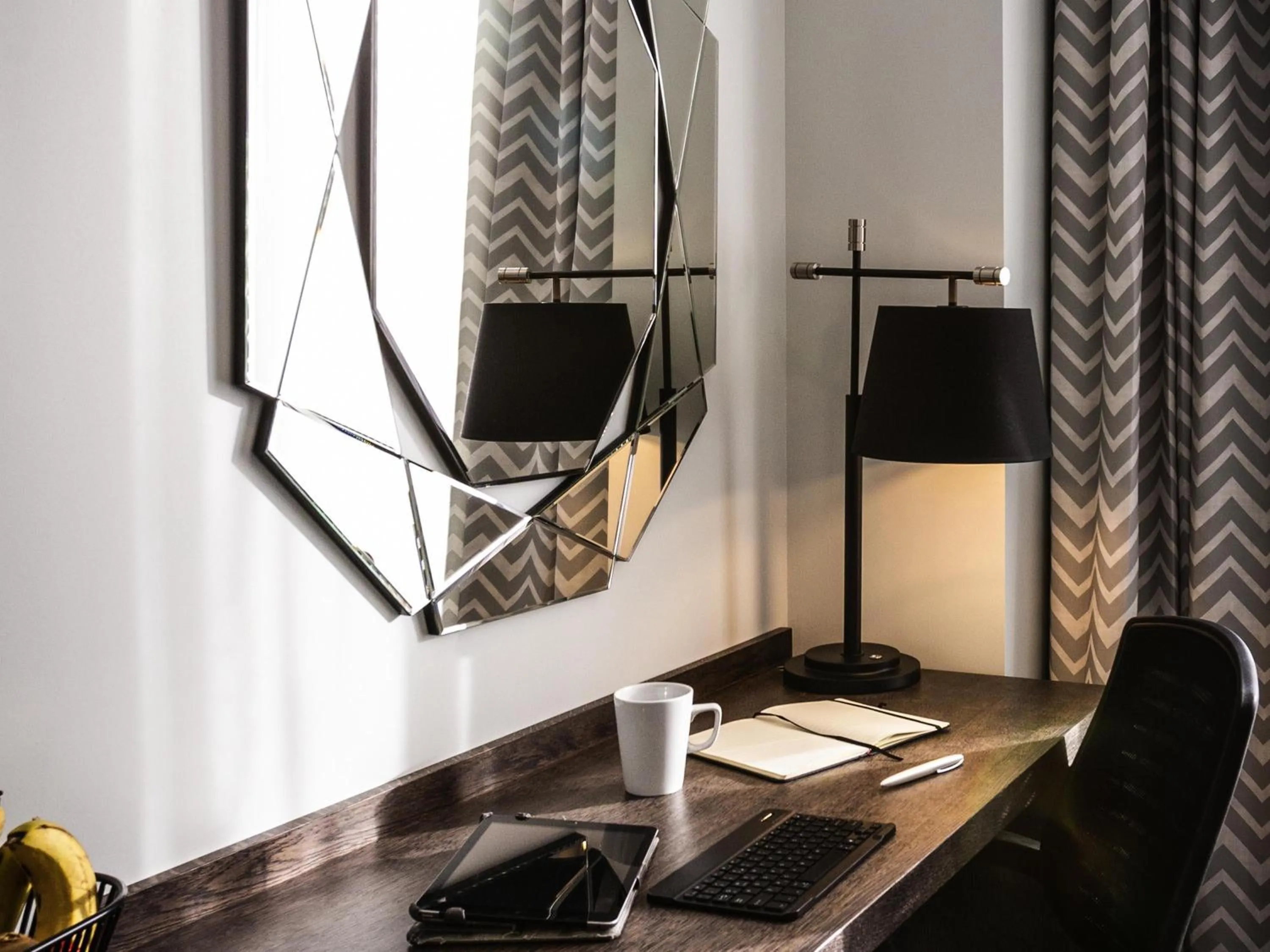 Bedroom in Mercure Bridgwater